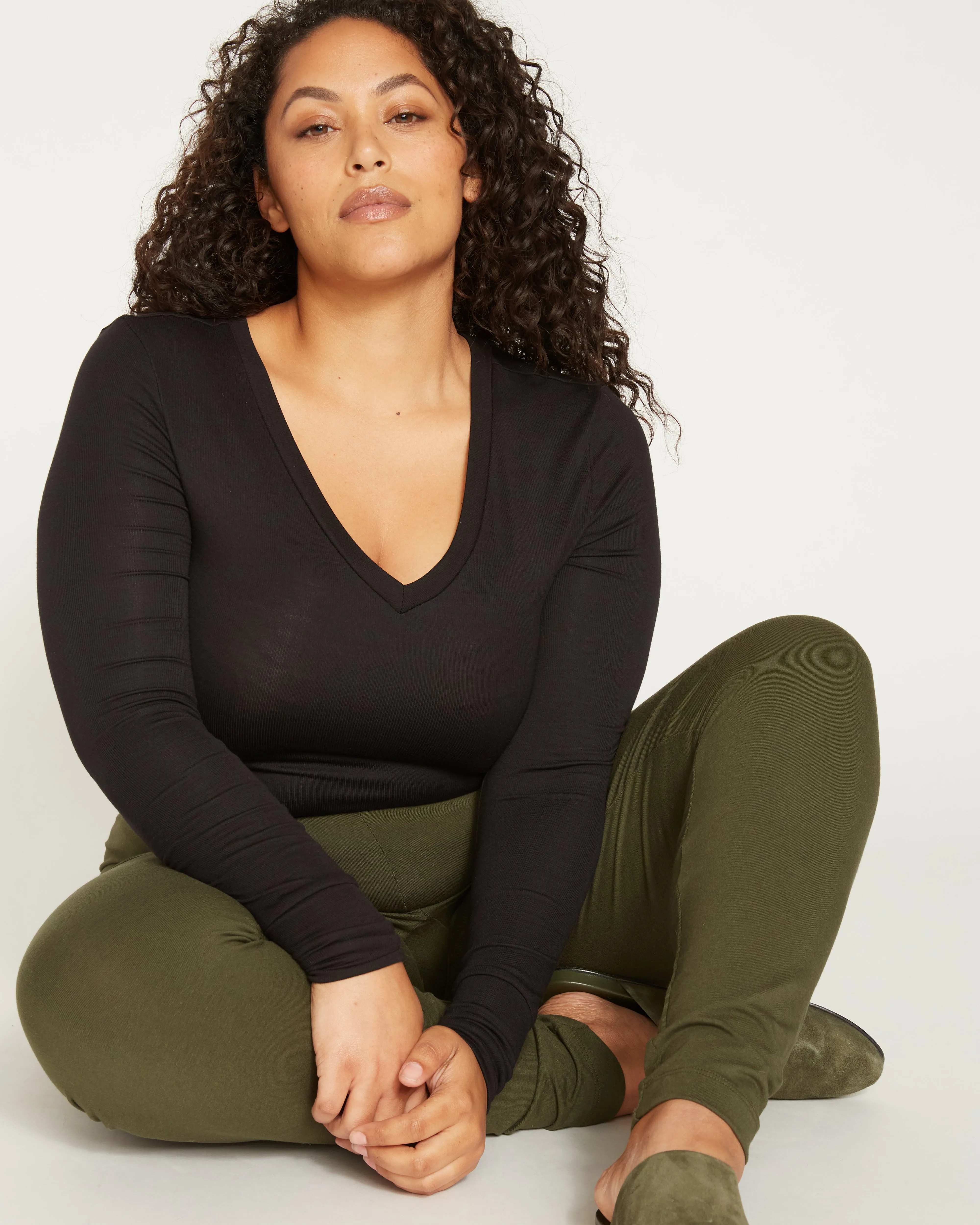 Roya Leggings 27 Inch - Olive sold by Universal Standard product image thumbnail 3