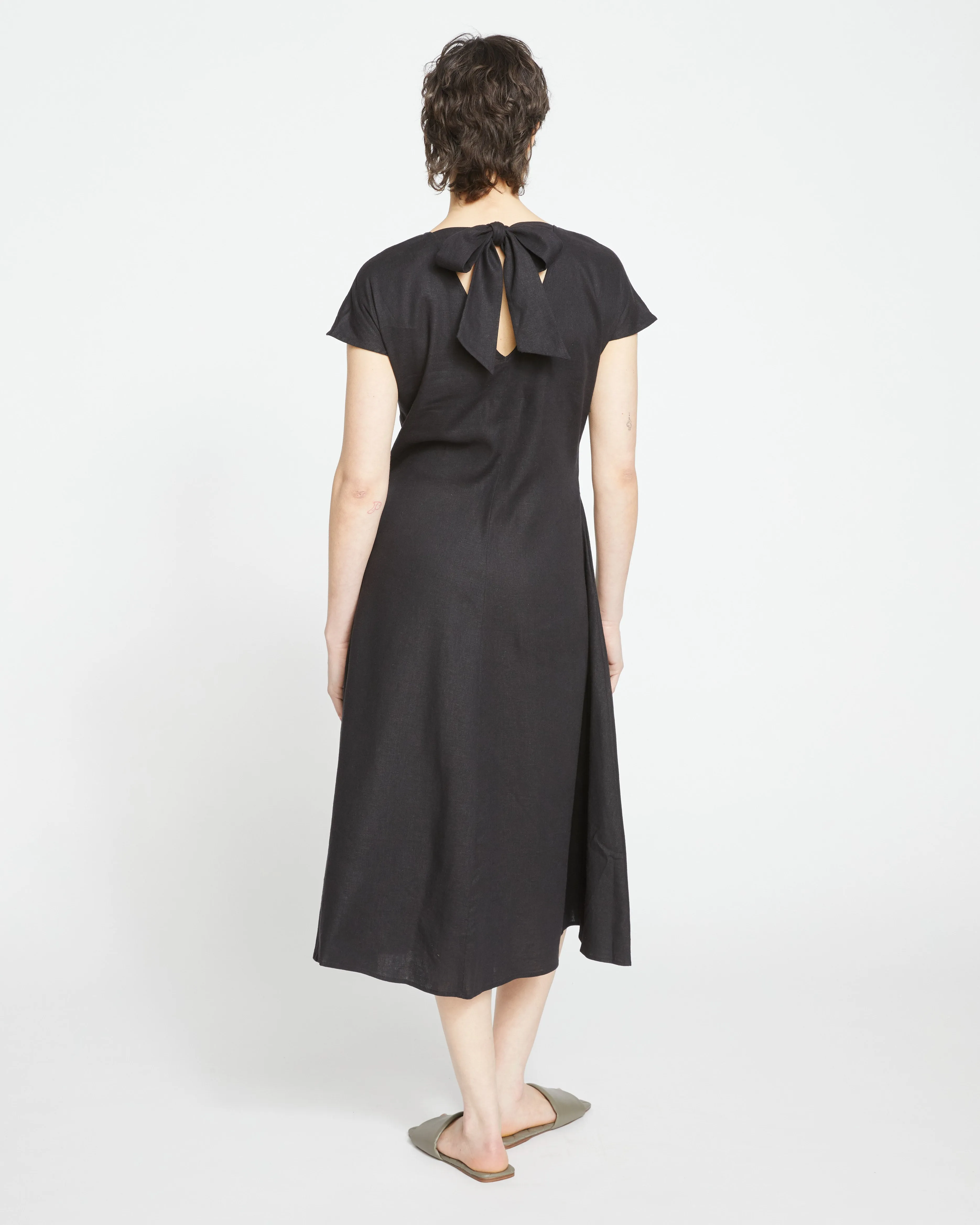 Louvre Bow Back Linen Dress - Black sold by Universal Standard product image thumbnail 5