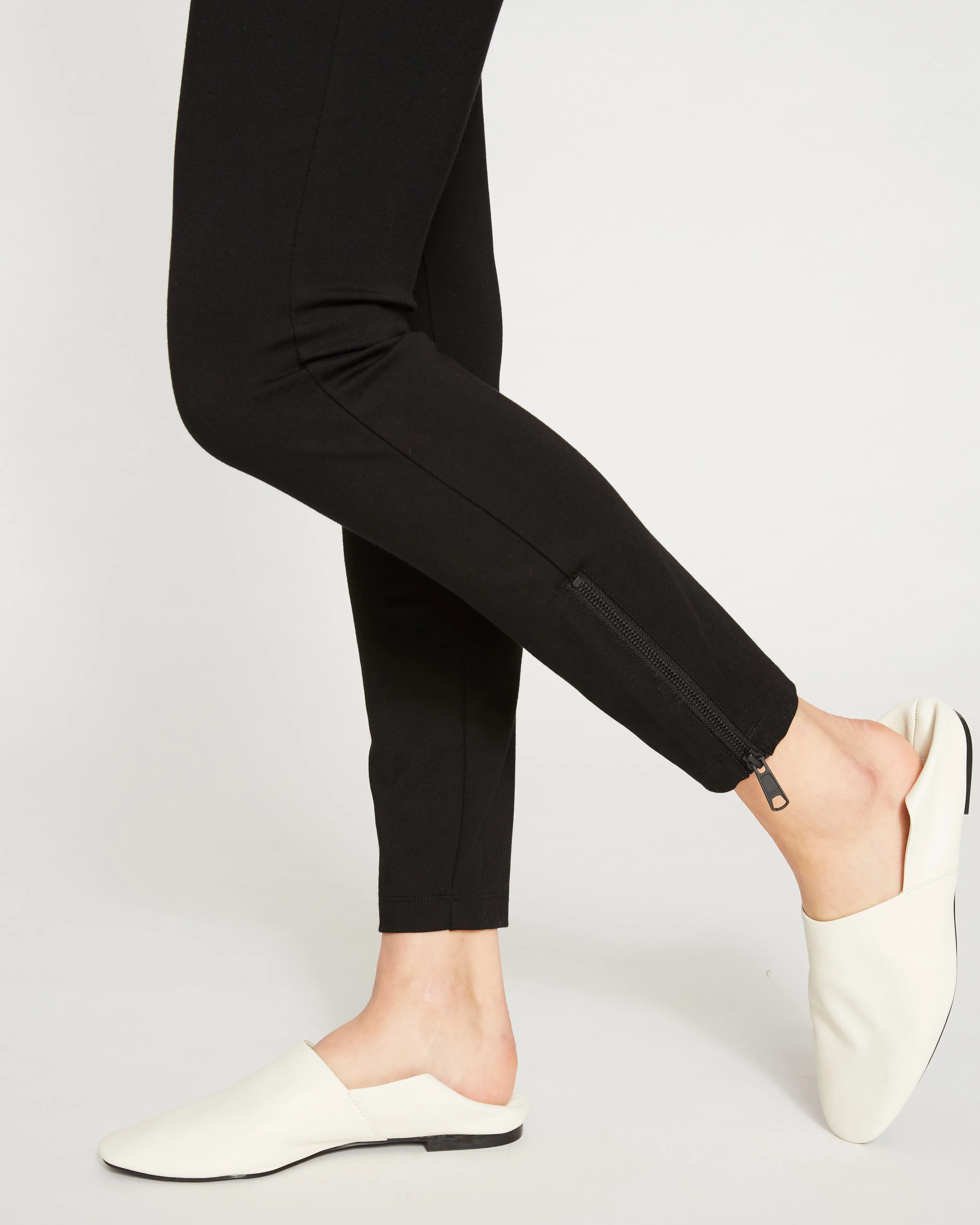 Moro Pocket Signature Ponte Pants - Black sold by Universal Standard product image thumbnail 2