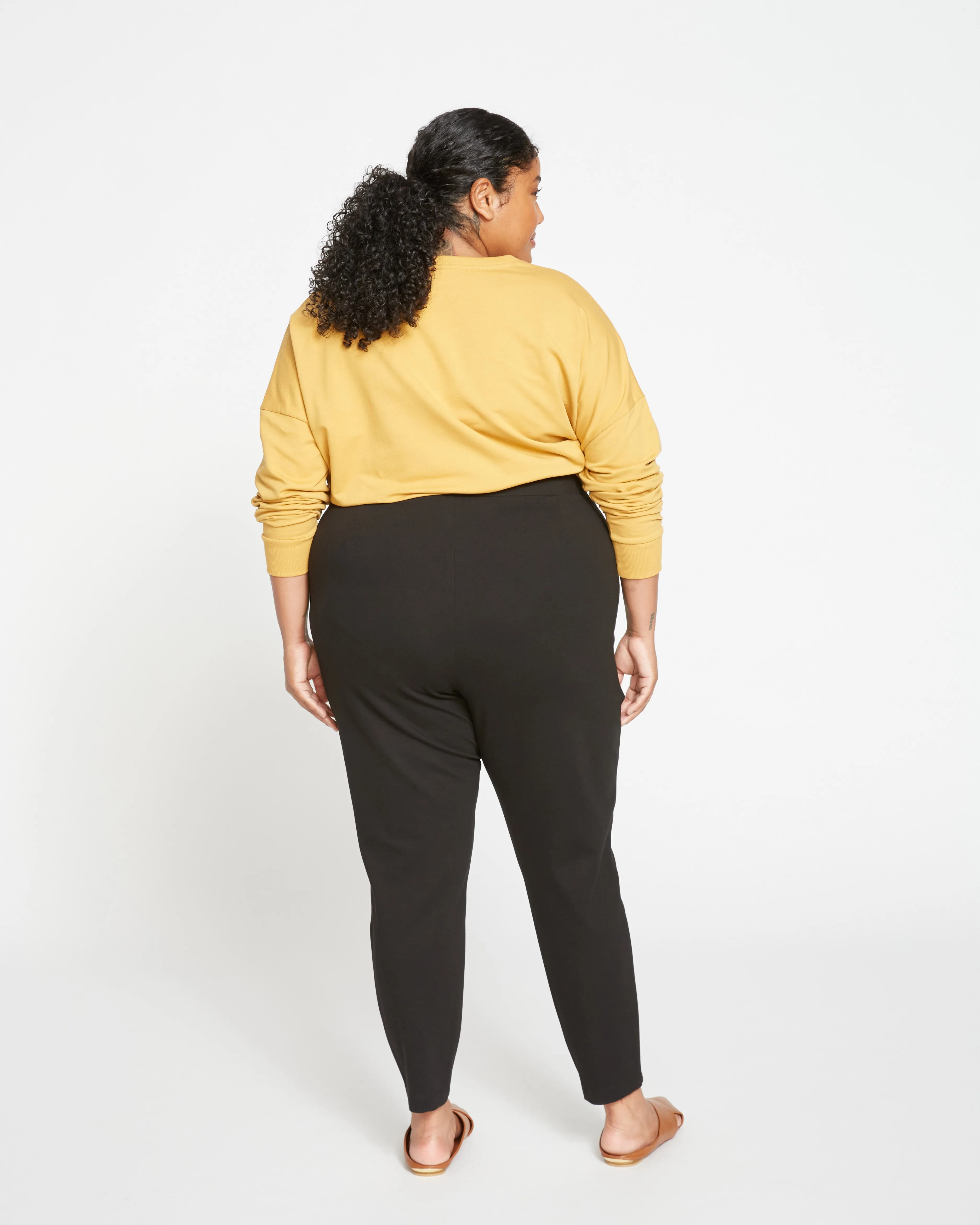 Minimalist Moro Pocket Signature Ponte Pants - Black sold by Universal Standard product image thumbnail 5