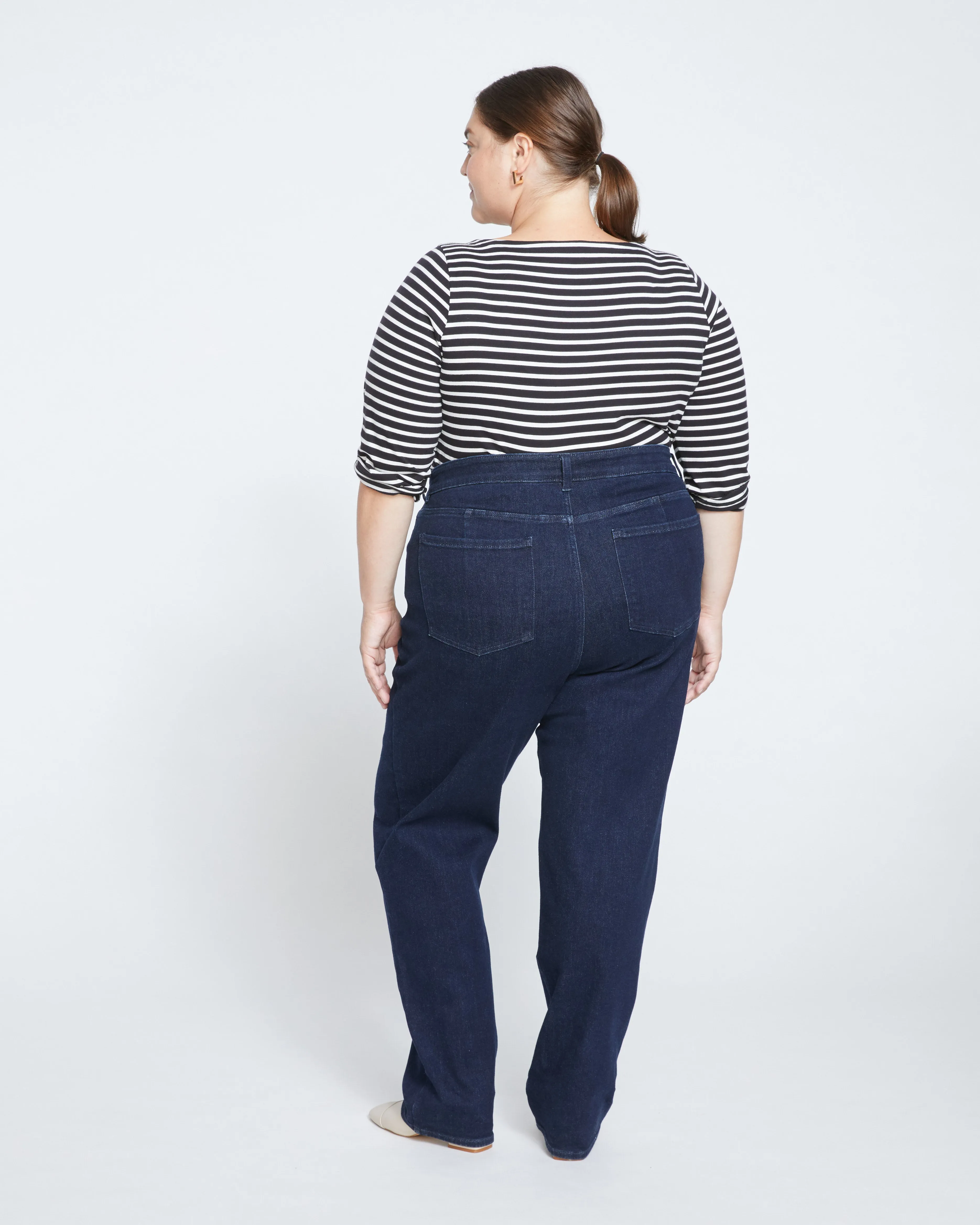 Donna High Rise Curve Straight Leg Jeans 32 Inch - Dark Indigo sold by Universal Standard product image thumbnail 4