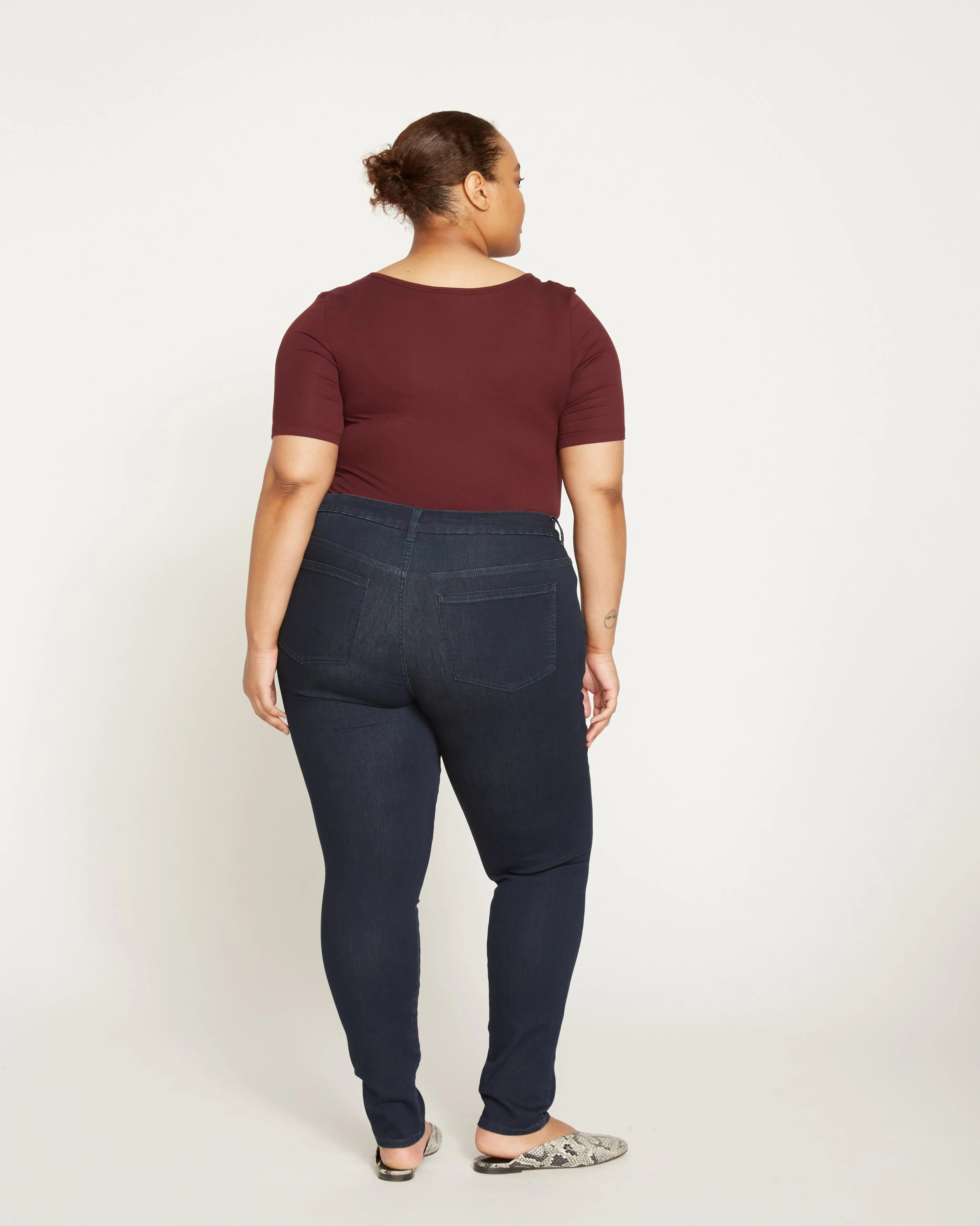 Seine Mid Rise Skinny Jeans 32 Inch - Dark Indigo sold by Universal Standard product image thumbnail 5