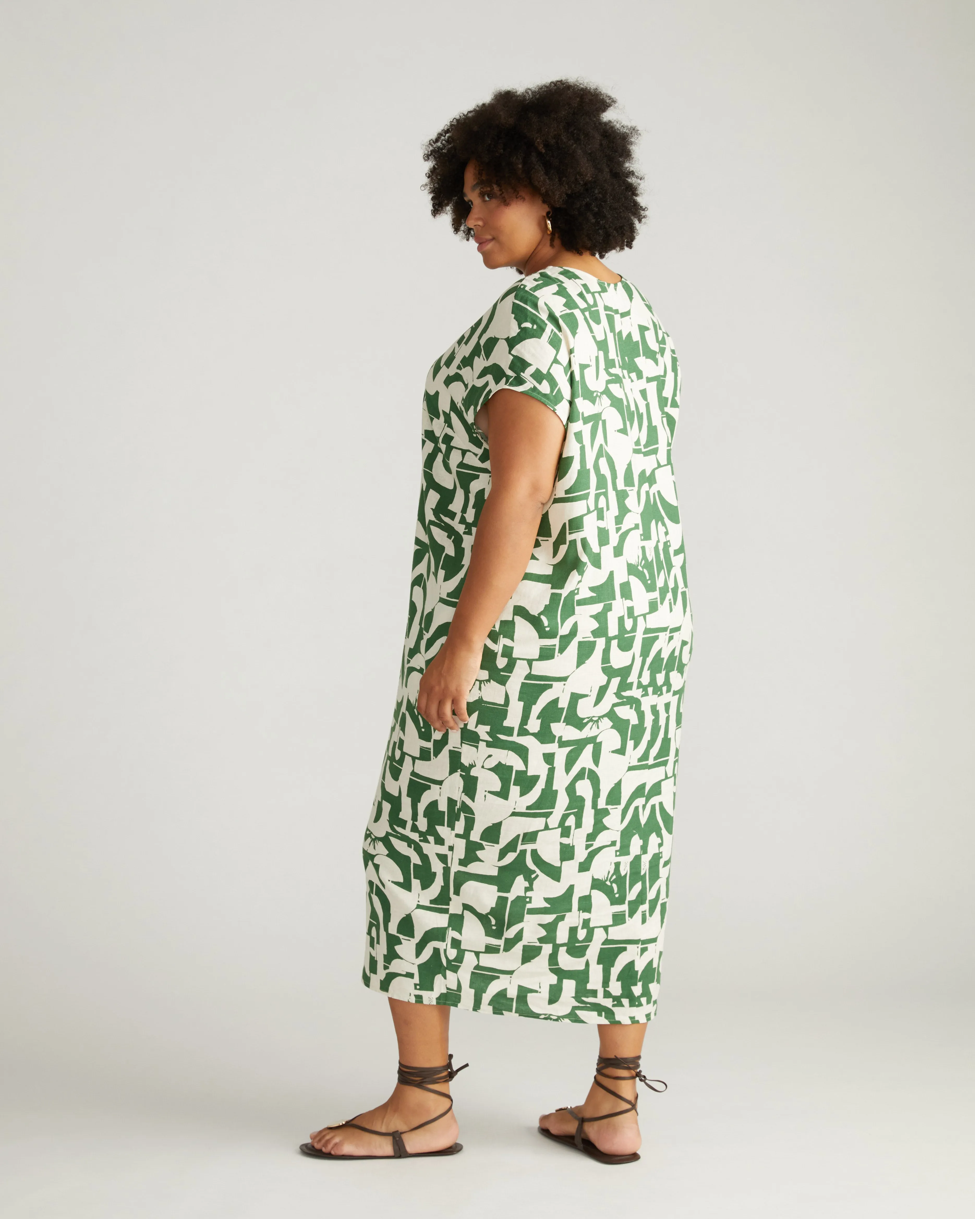 Cabana Linen Kaftan - Hedge Maze Print sold by Universal Standard product image thumbnail 5