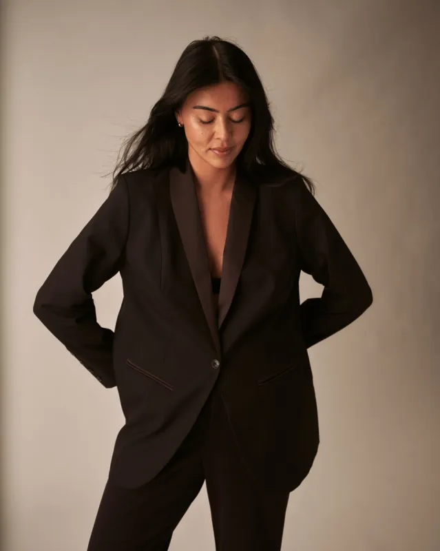 Henning x US State Jacket - Black sold by Universal Standard