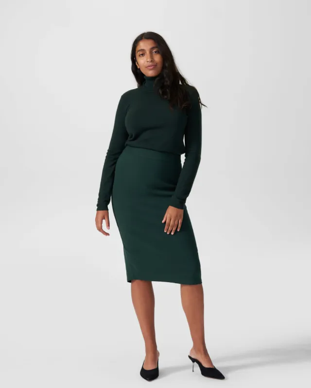 Lynn Luxe Twill Pencil Skirt - Forest Green sold by Universal Standard