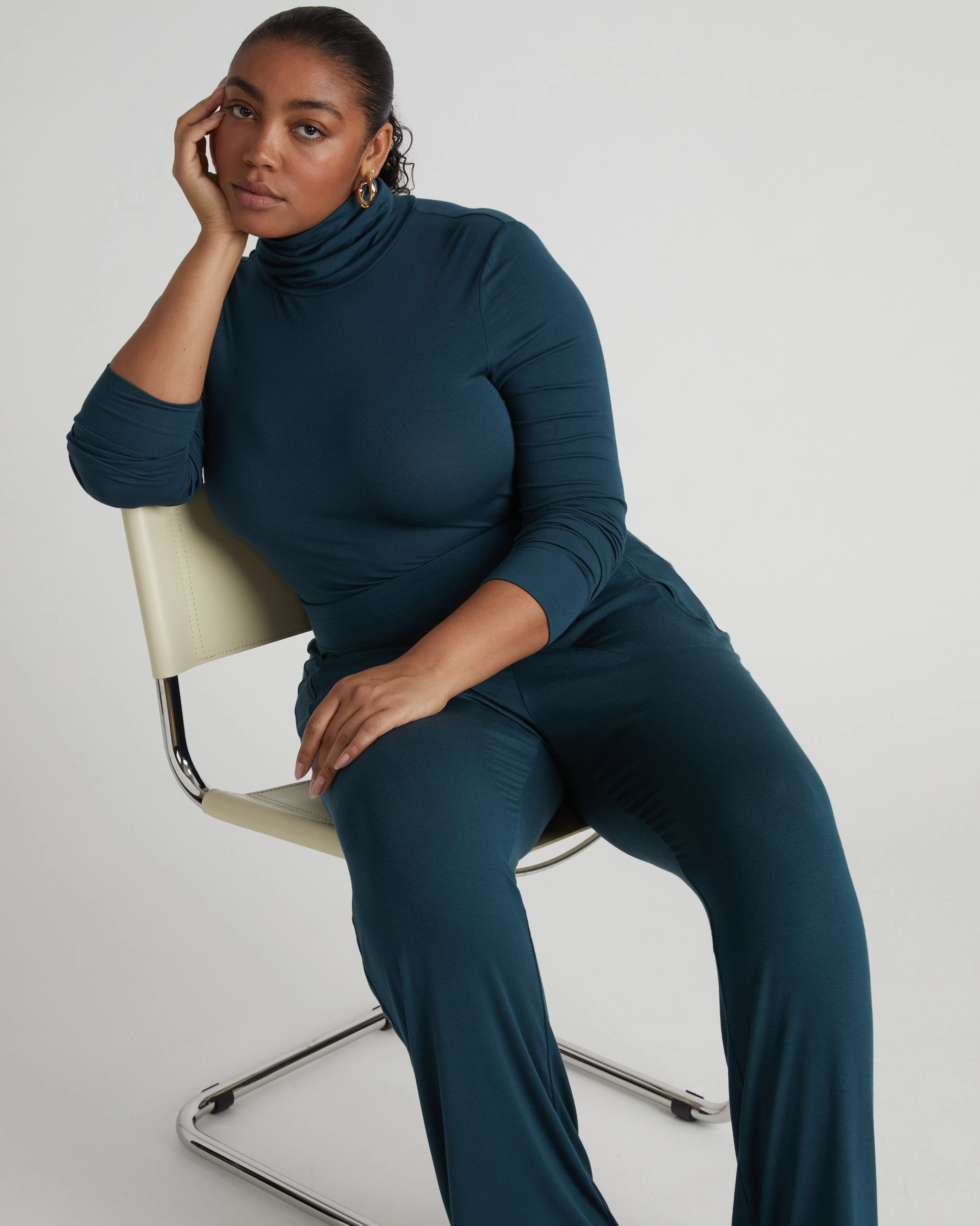 Foundation Mola Pant - Deep Sea sold by Universal Standard