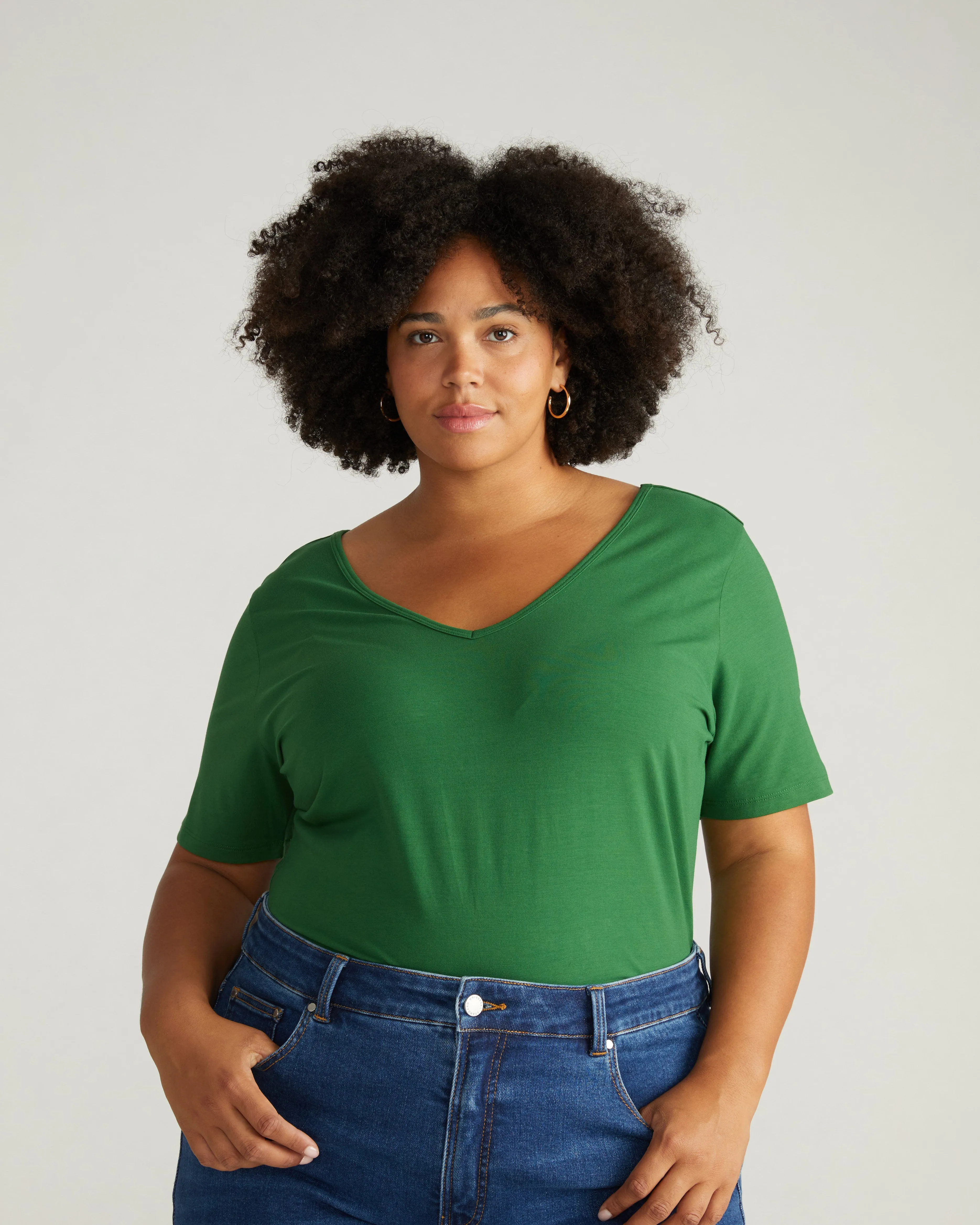 Double V Tee - Jardin sold by Universal Standard