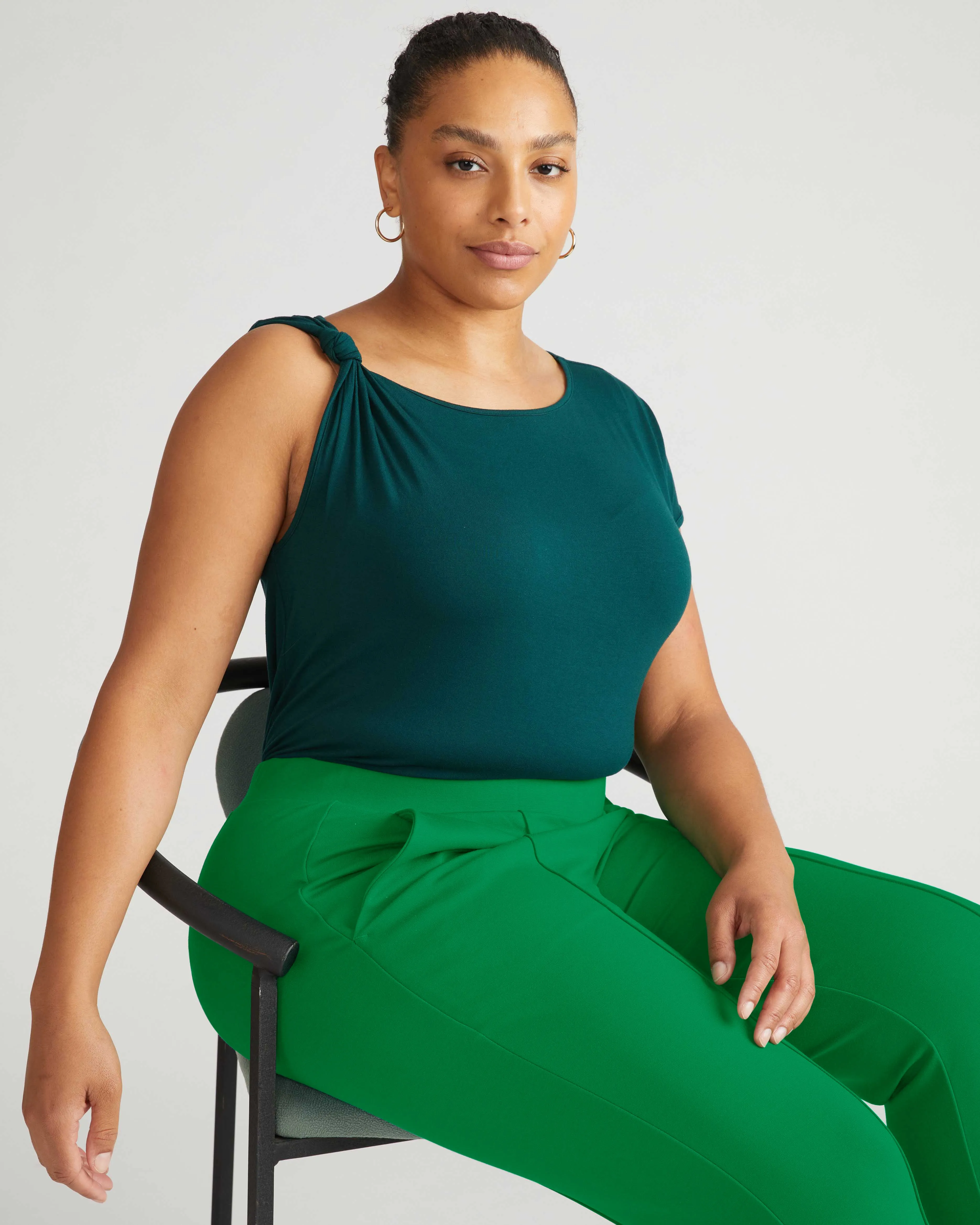 Minimalist Moro Pintuck Pocket Ponte Pants - Vivid Green sold by Universal Standard