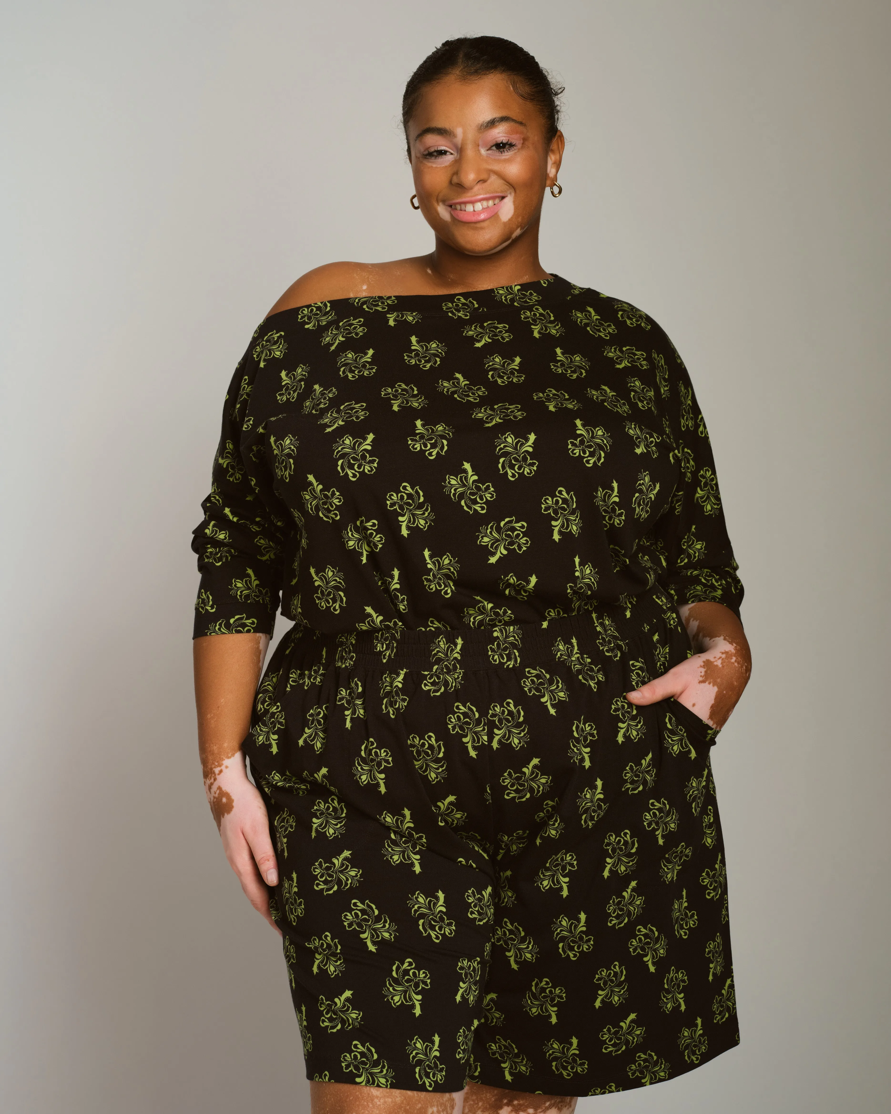 UltimateS Lorelai Lounge Shorts - Capoterra Hibiscus sold by Universal Standard product image thumbnail 2