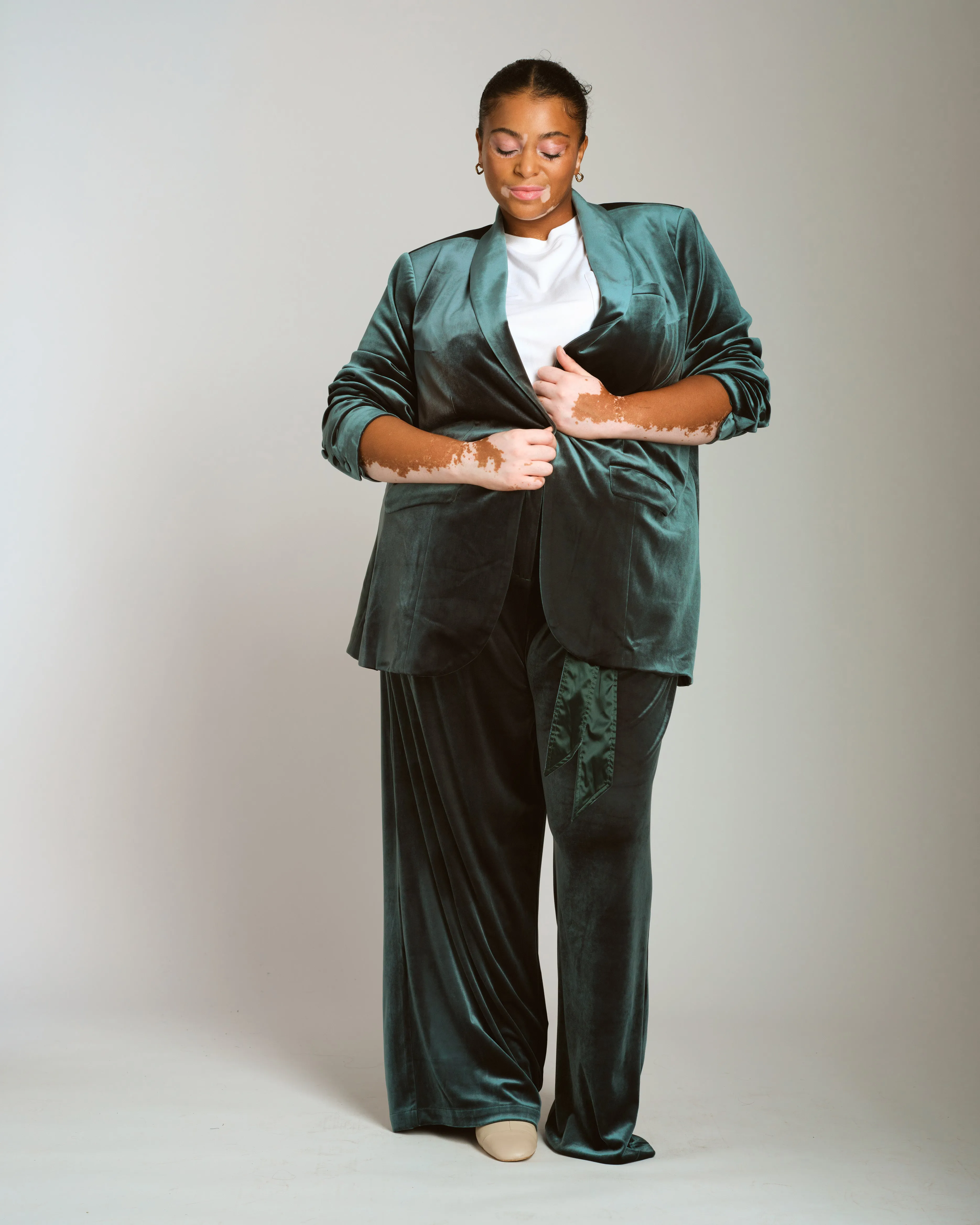 Luxe Velvet Blazer - Forest Green sold by Universal Standard