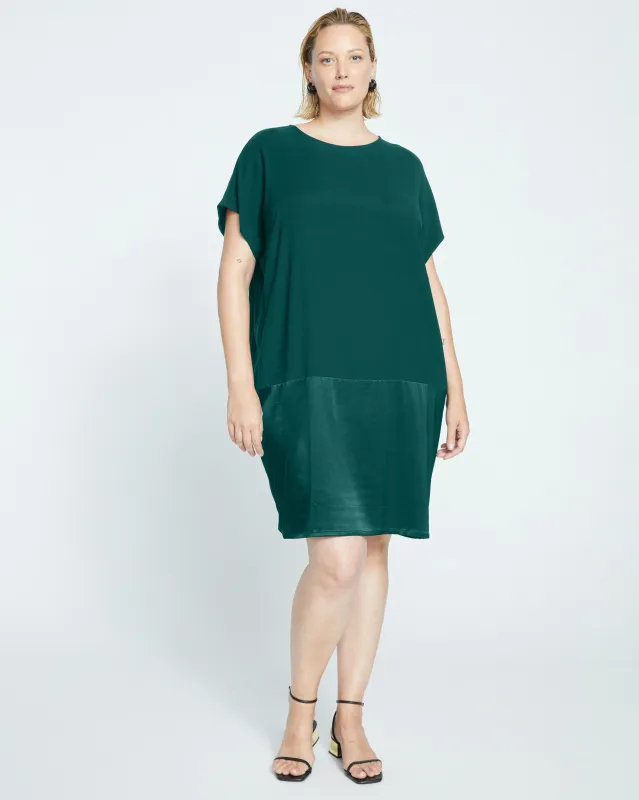 Avenir Double Luxe Dress - Forest Green sold by Universal Standard
