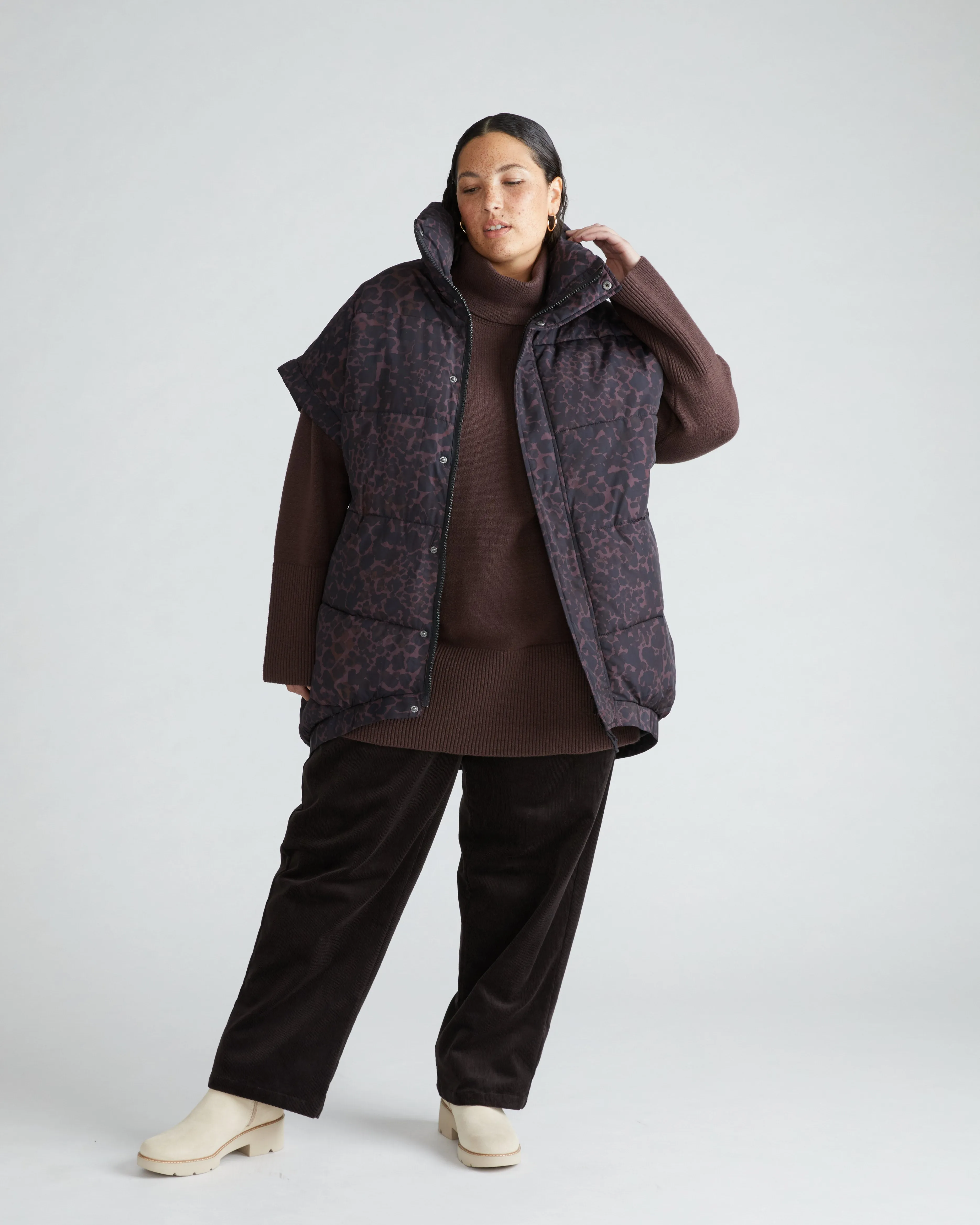 Paparazzi Puffer Vest - Purple Animal Print sold by Universal Standard product image thumbnail 2