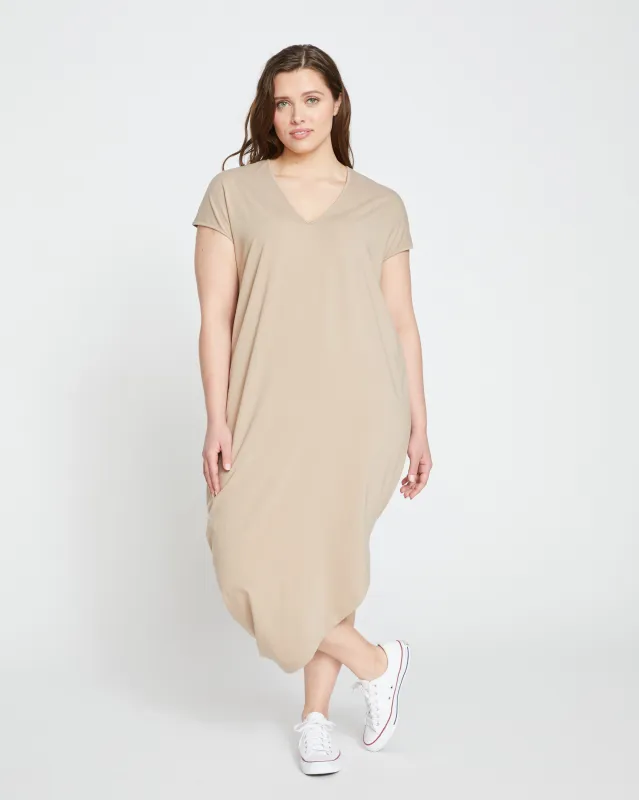 Iconic Geneva V-Neck Dress - Pebble sold by Universal Standard