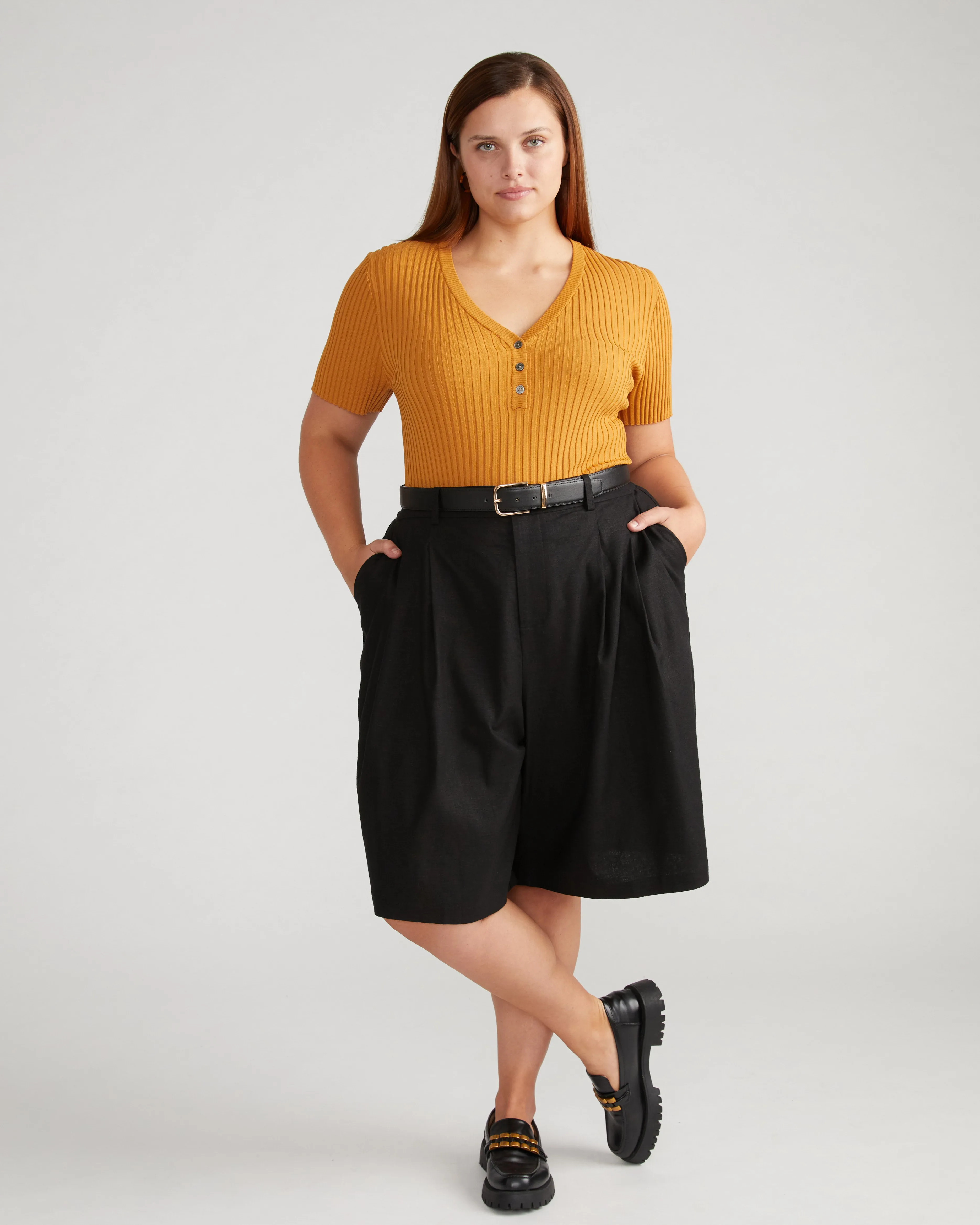 Seaport Tailored Linen Short - Black sold by Universal Standard product image thumbnail 2