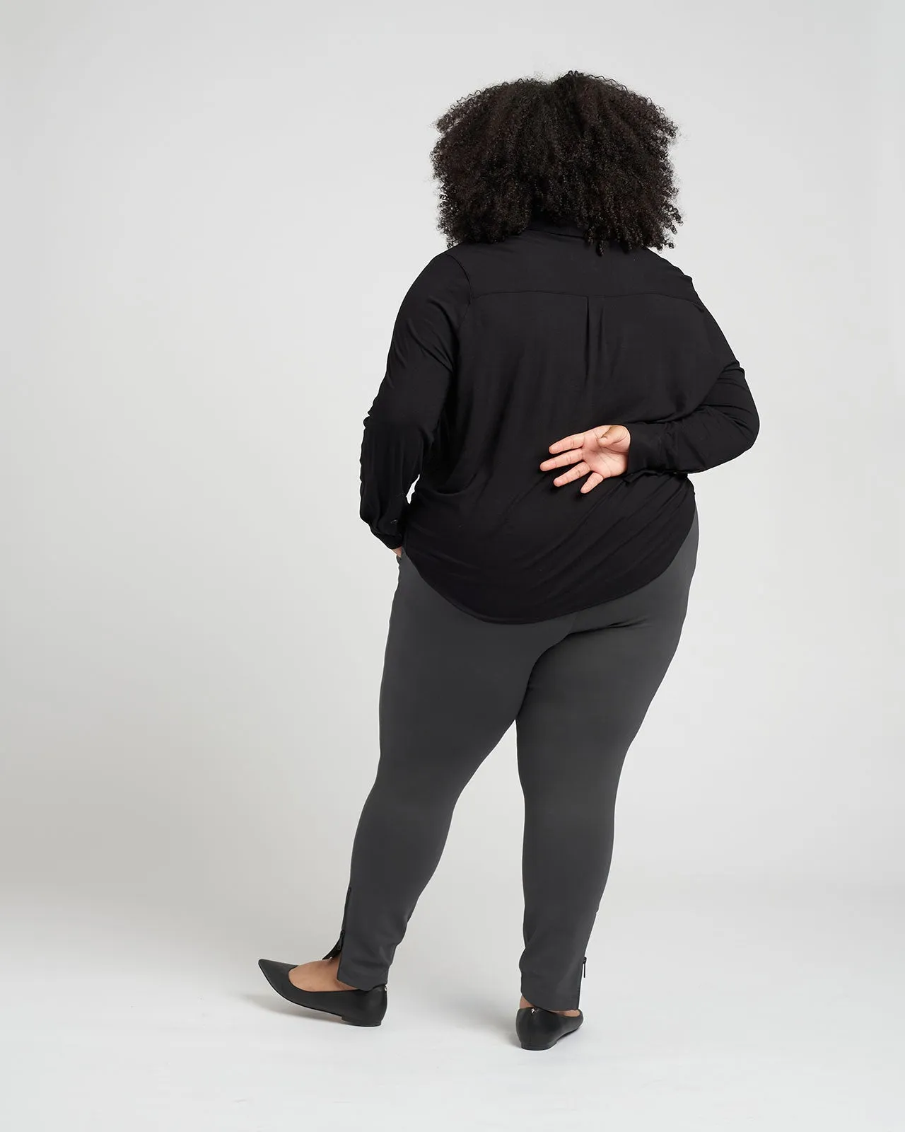 Moro Pocket Signature Ponte Pants - Black Sand sold by Universal Standard product image thumbnail 4