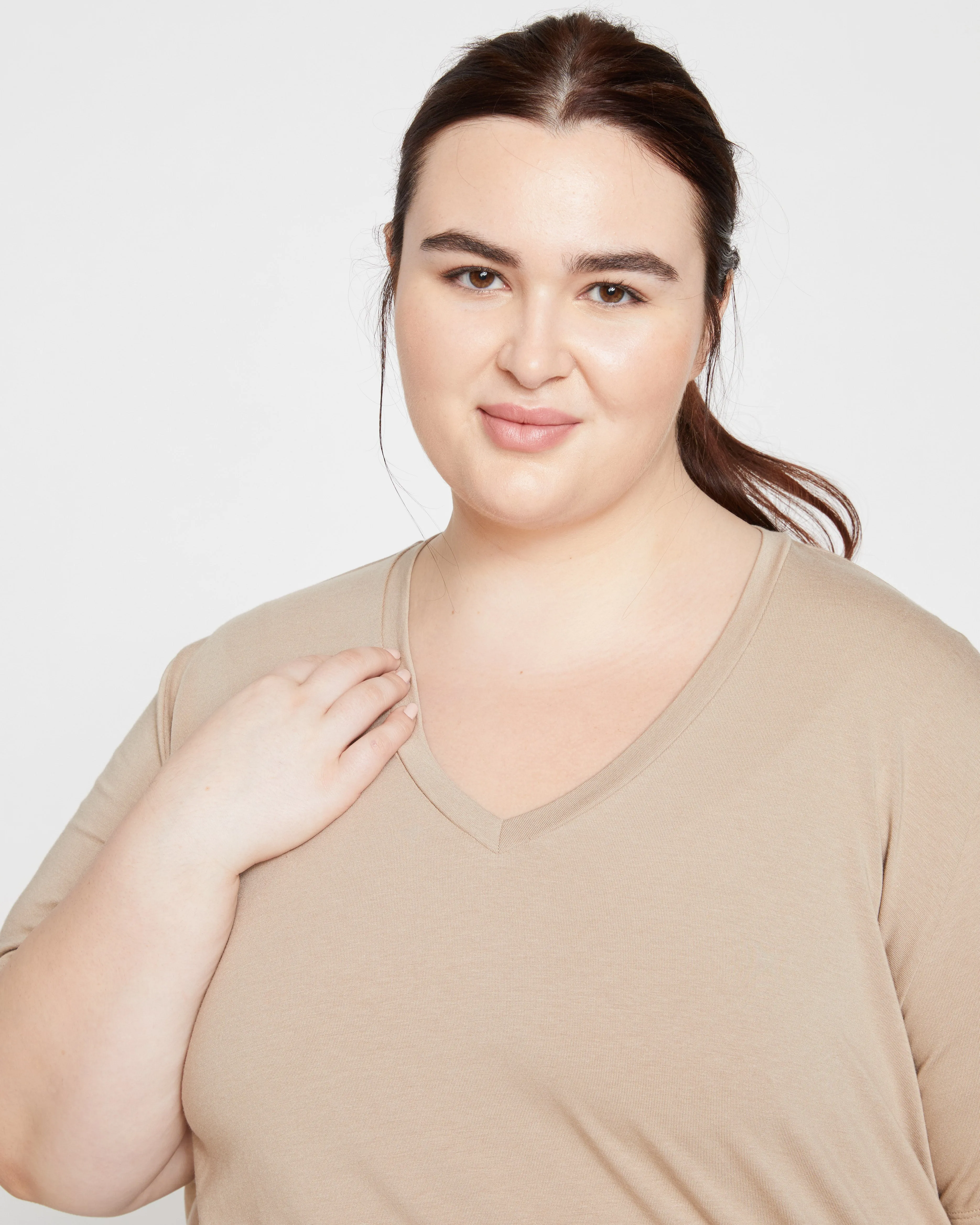 V Rex - Pebble sold by Universal Standard product image thumbnail 2