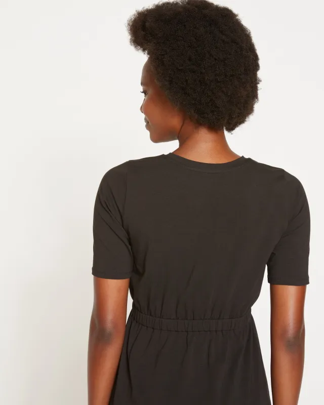 Afternoon Tee - Black made by Universal Standard