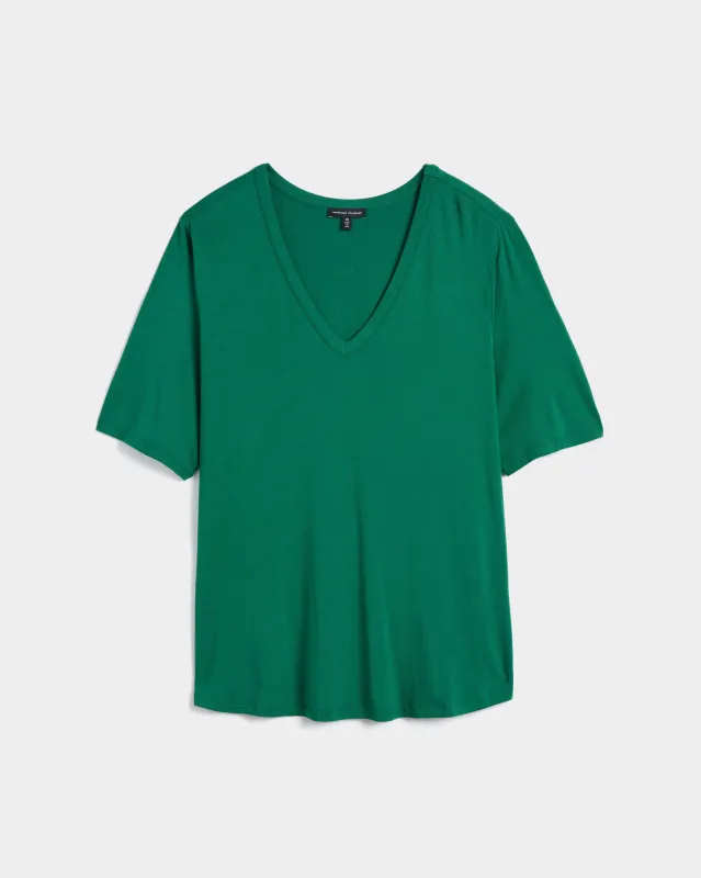 Lily Liquid Jersey V-Neck Stovepipe Tee - Lily Pad sold by Universal Standard