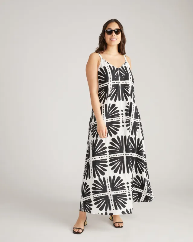 Kite Linen Dress - Ink Bloom Print sold by Universal Standard
