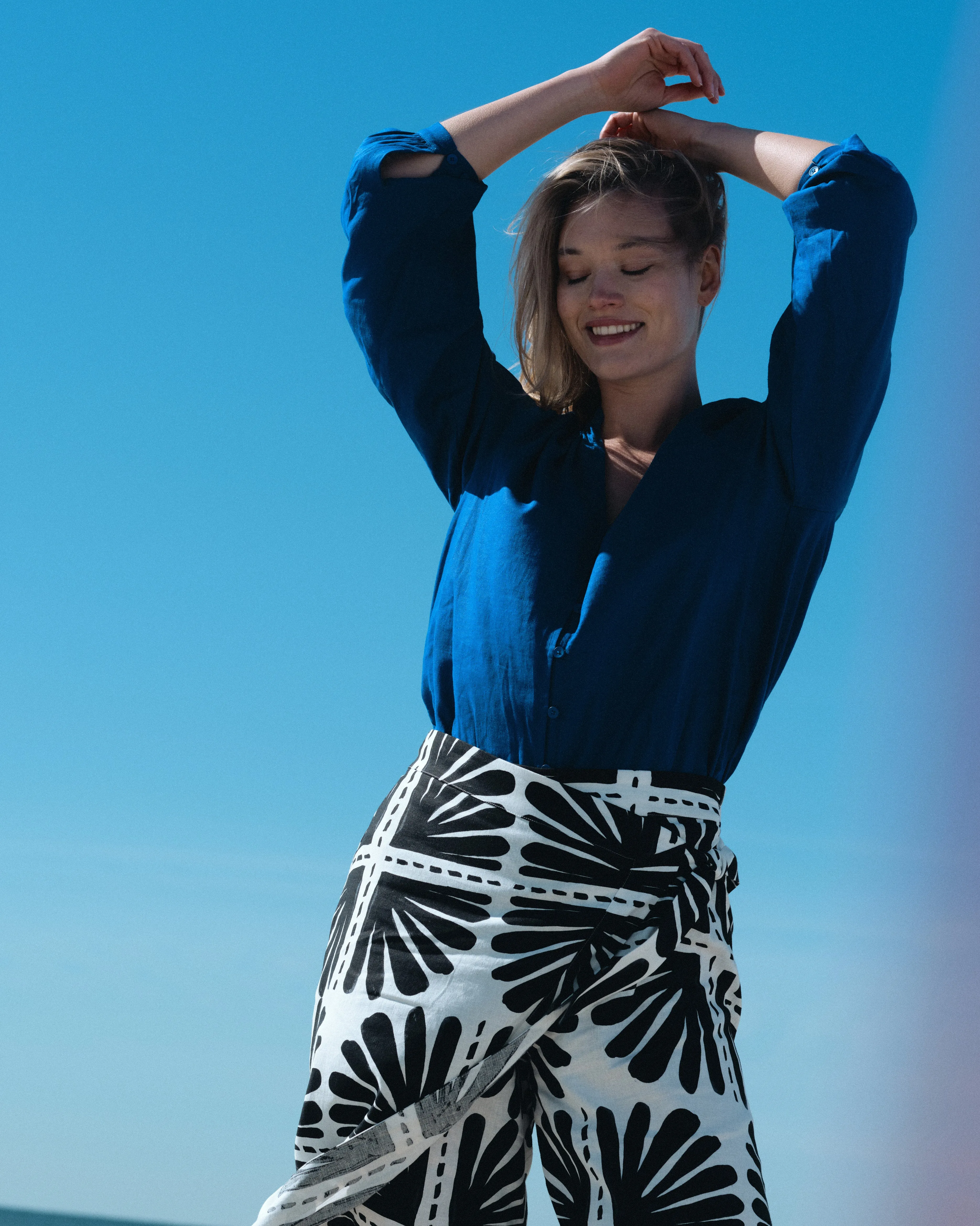 Avalon Linen Top - Ultramarine sold by Universal Standard