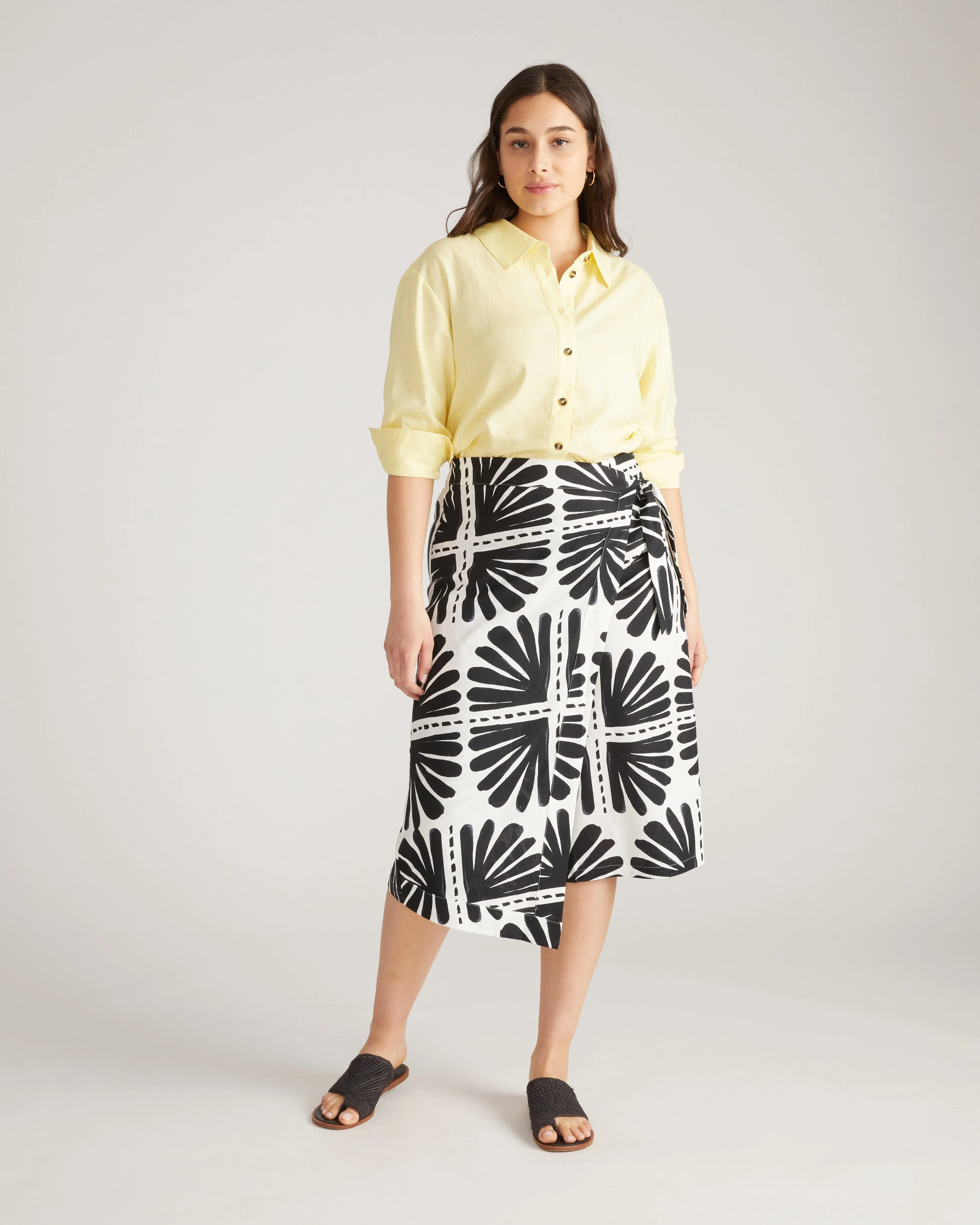 Dawn Linen Hi Low Tunic - Twinkle sold by Universal Standard