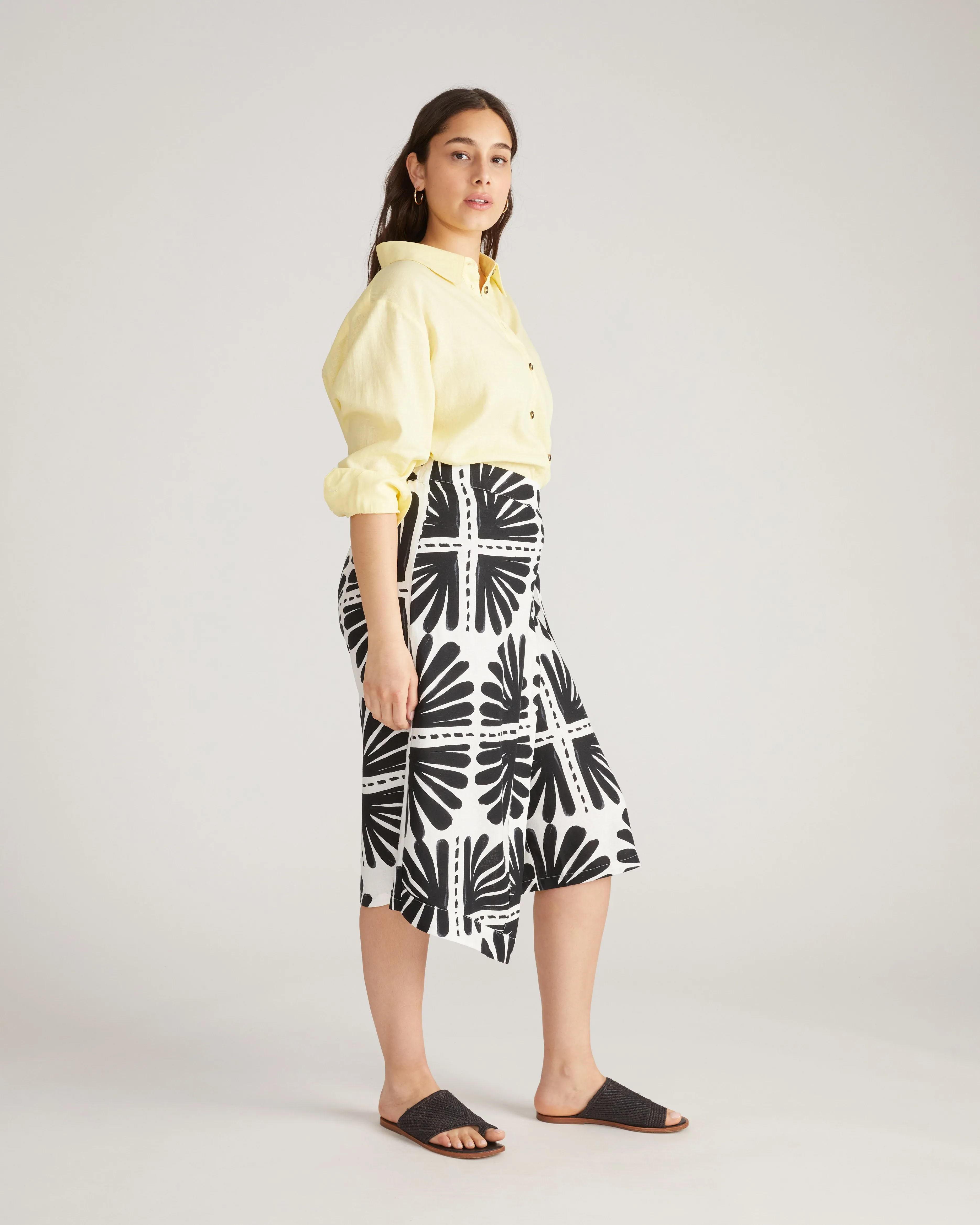 Villa Linen Wrap Culottes - Ink Bloom Print sold by Universal Standard product image thumbnail 4