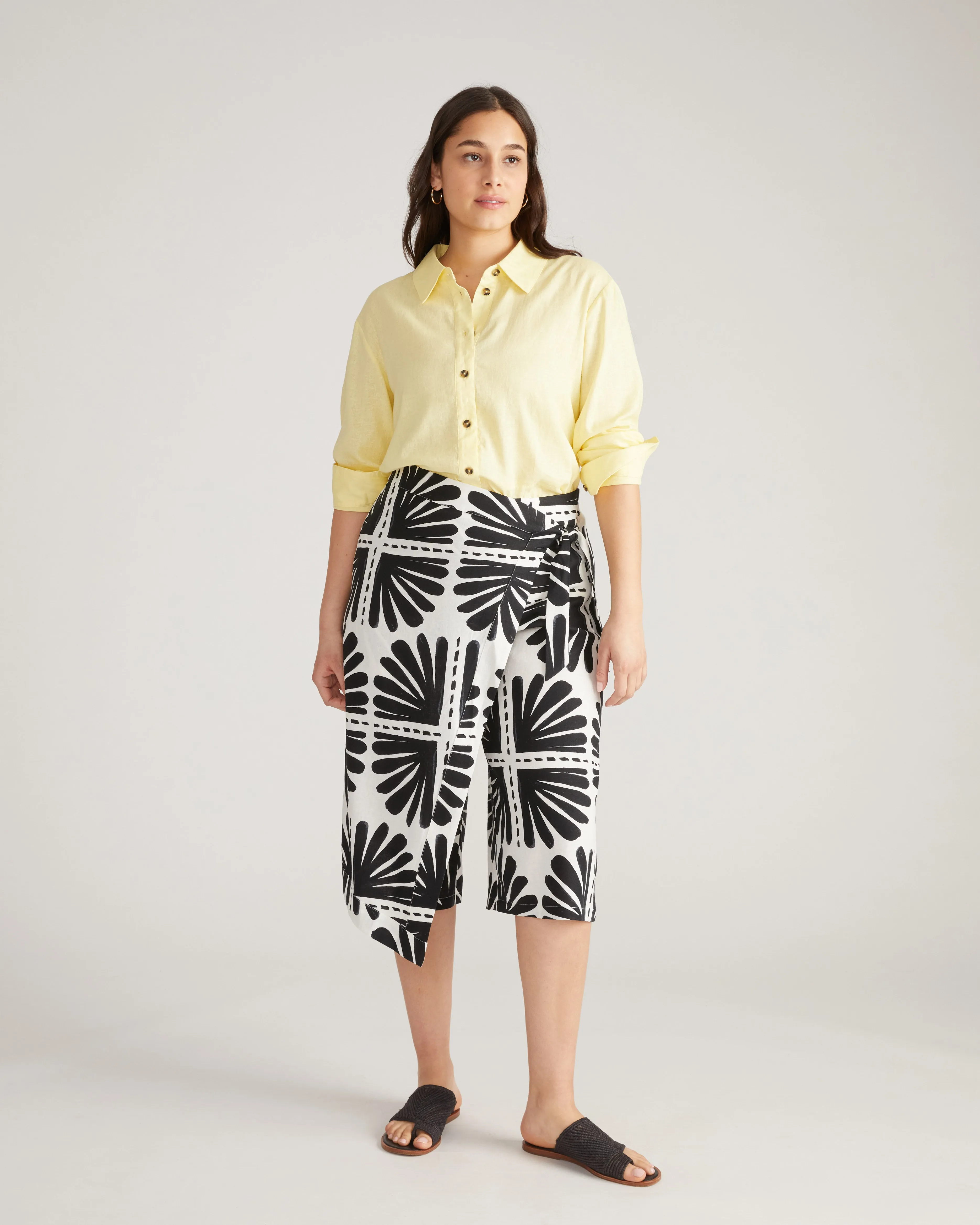 Villa Linen Wrap Culottes - Ink Bloom Print sold by Universal Standard product image thumbnail 3