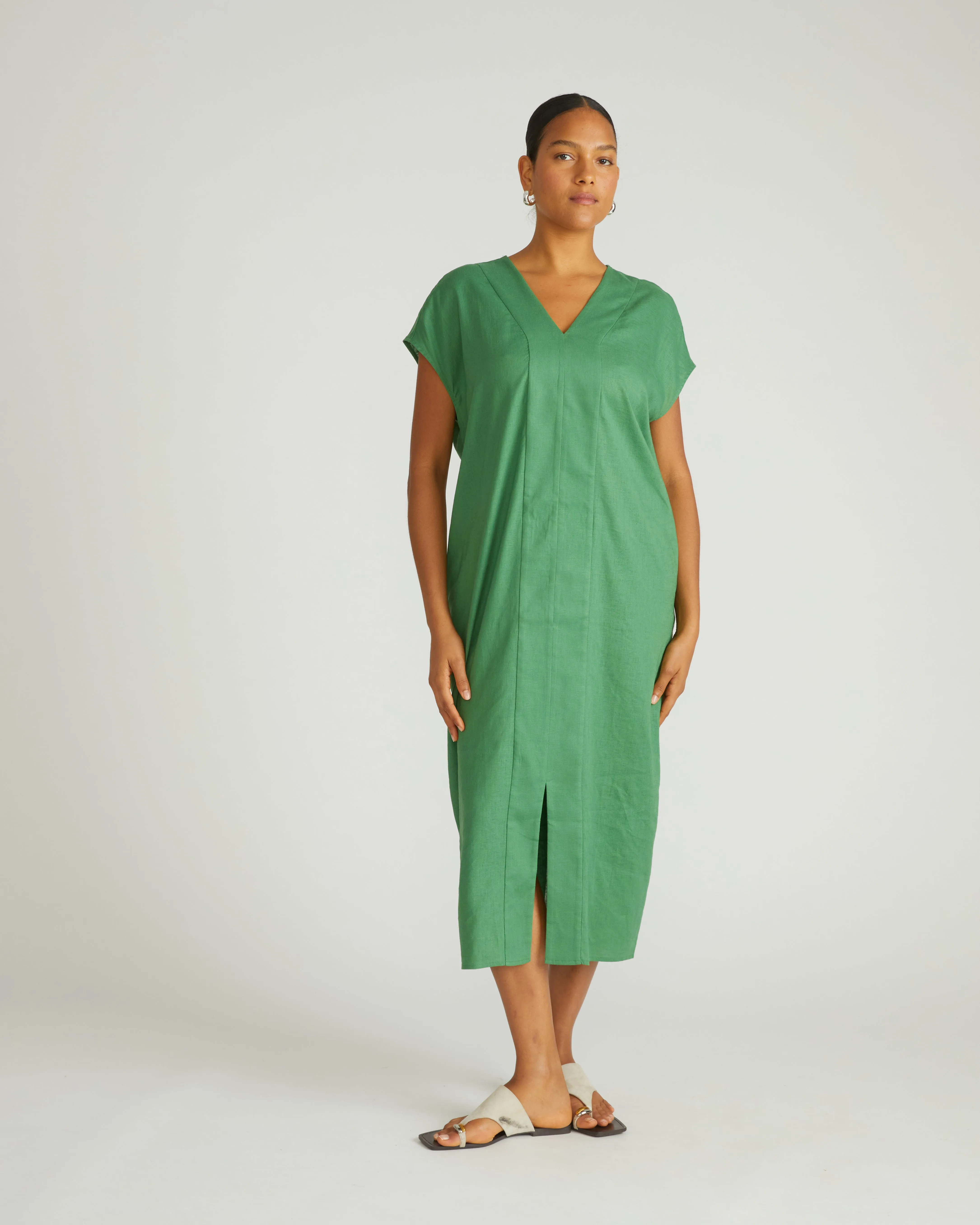 Cabana Linen Kaftan - Clover sold by Universal Standard product image thumbnail 2