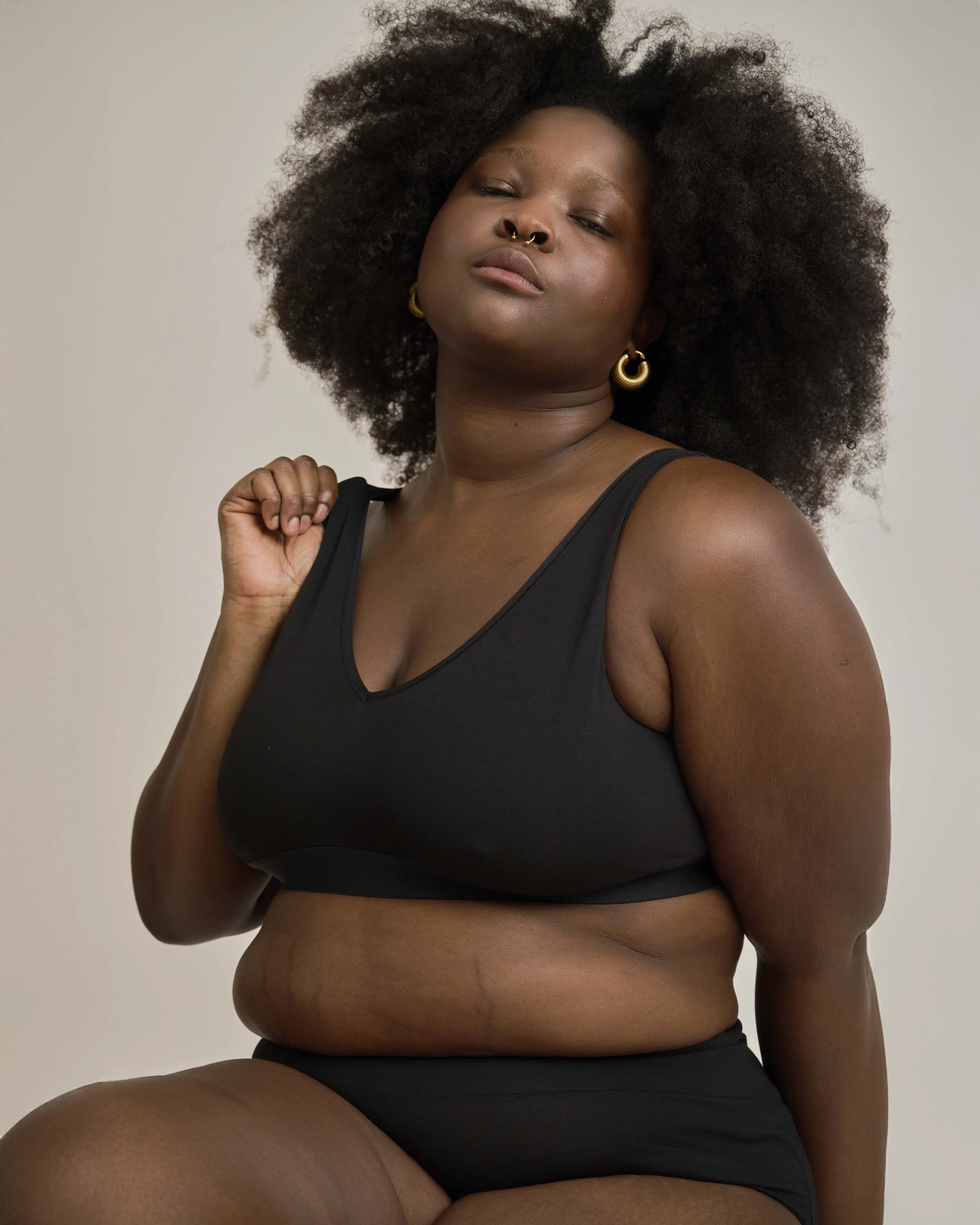 UltimateS Lounge Bra - Black sold by Universal Standard product image thumbnail 2