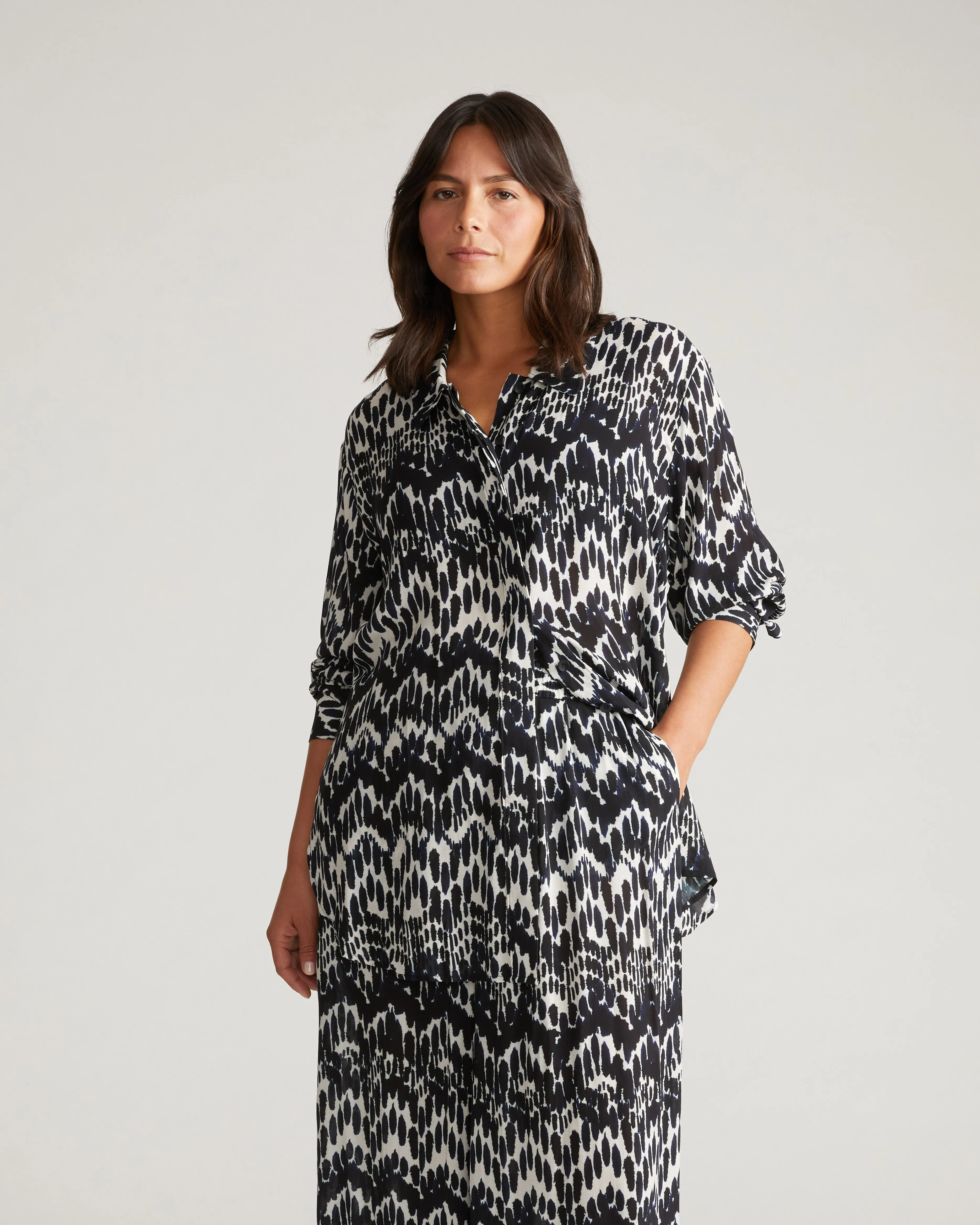 Toni Hi Low Tunic - Indigo Waterfall Print sold by Universal Standard product image thumbnail 3