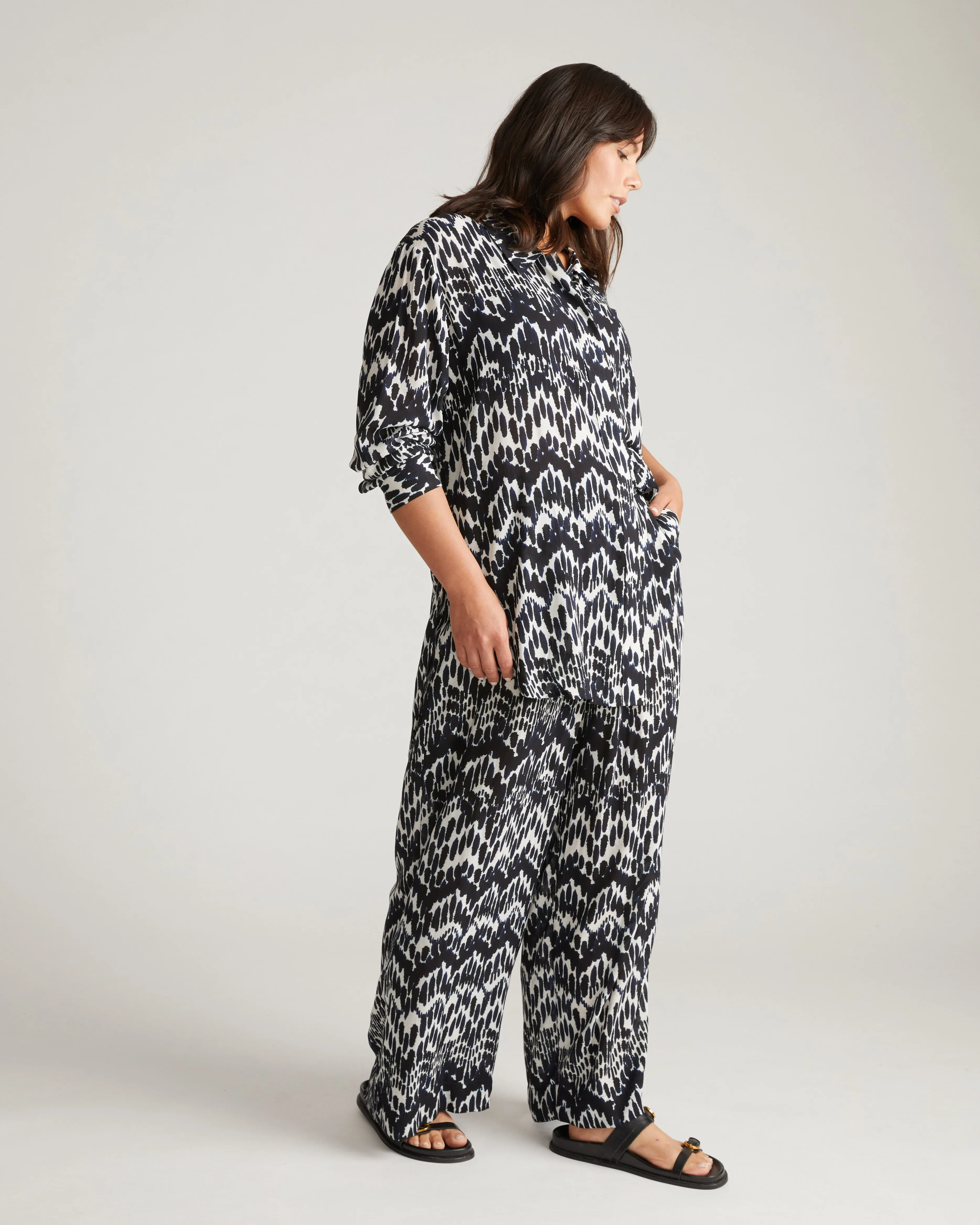 Toni Hi Low Tunic - Indigo Waterfall Print sold by Universal Standard product image thumbnail 4