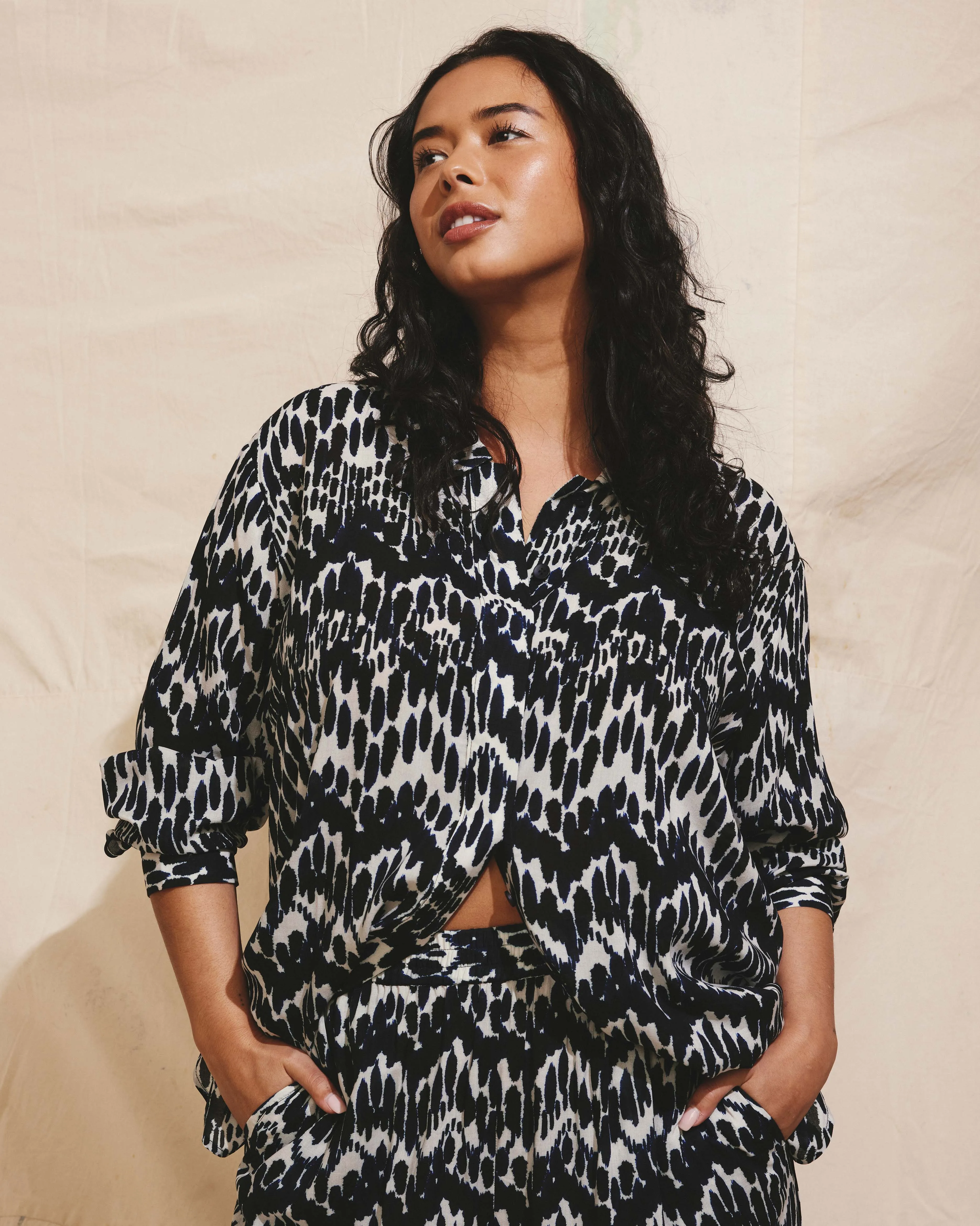 Toni Hi Low Tunic - Indigo Waterfall Print sold by Universal Standard product image thumbnail 2