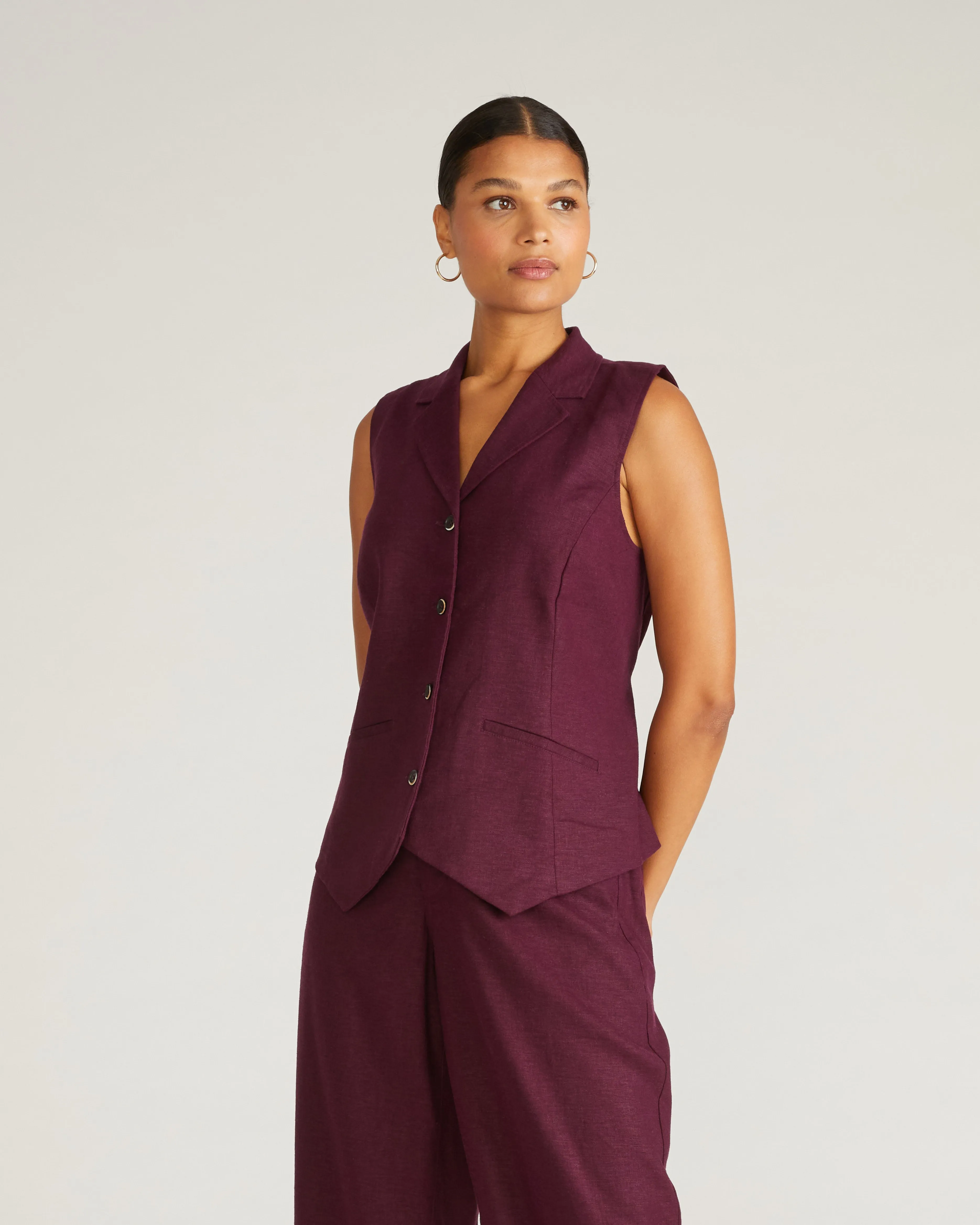 Hanover Linen Vest - Acai sold by Universal Standard