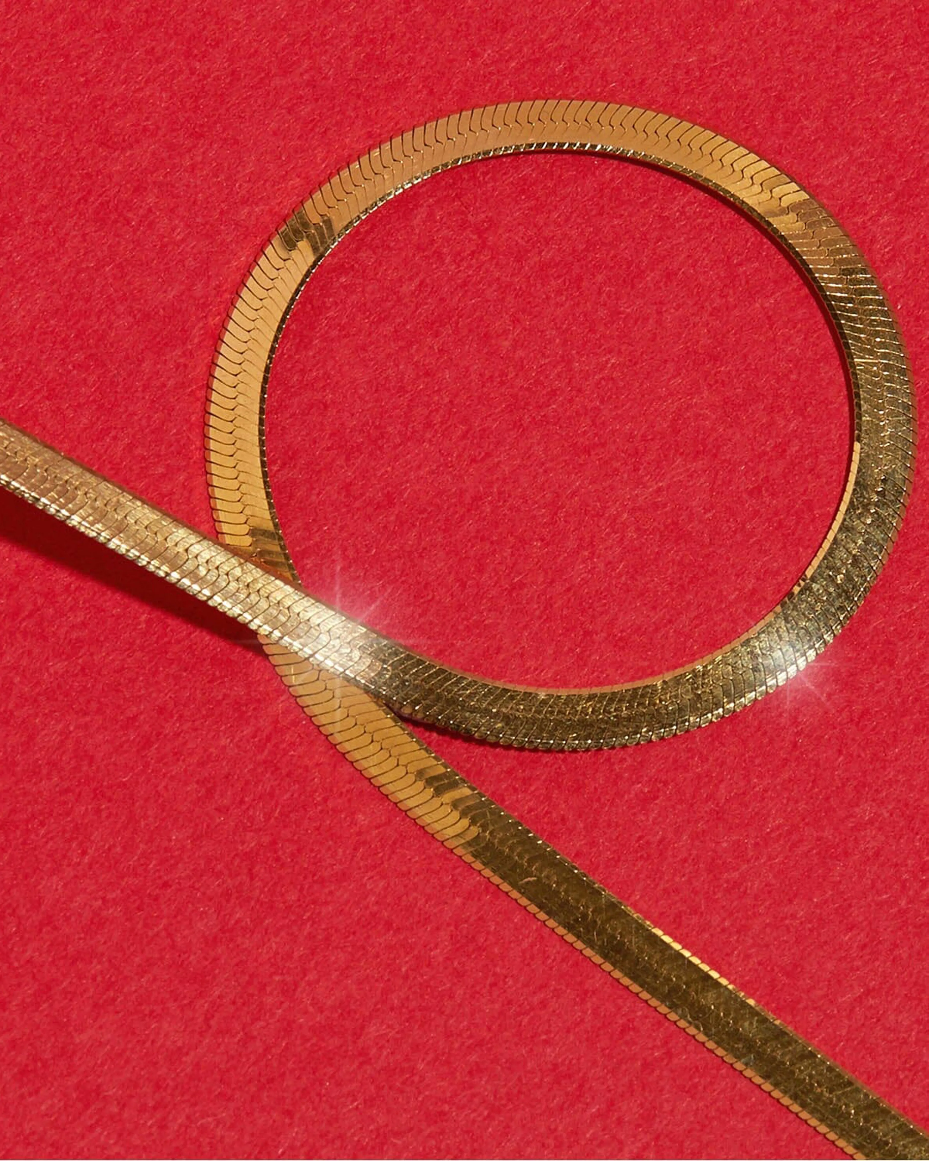 Aurate Gold Herringbone Chain Necklace sold by Universal Standard product image thumbnail 4