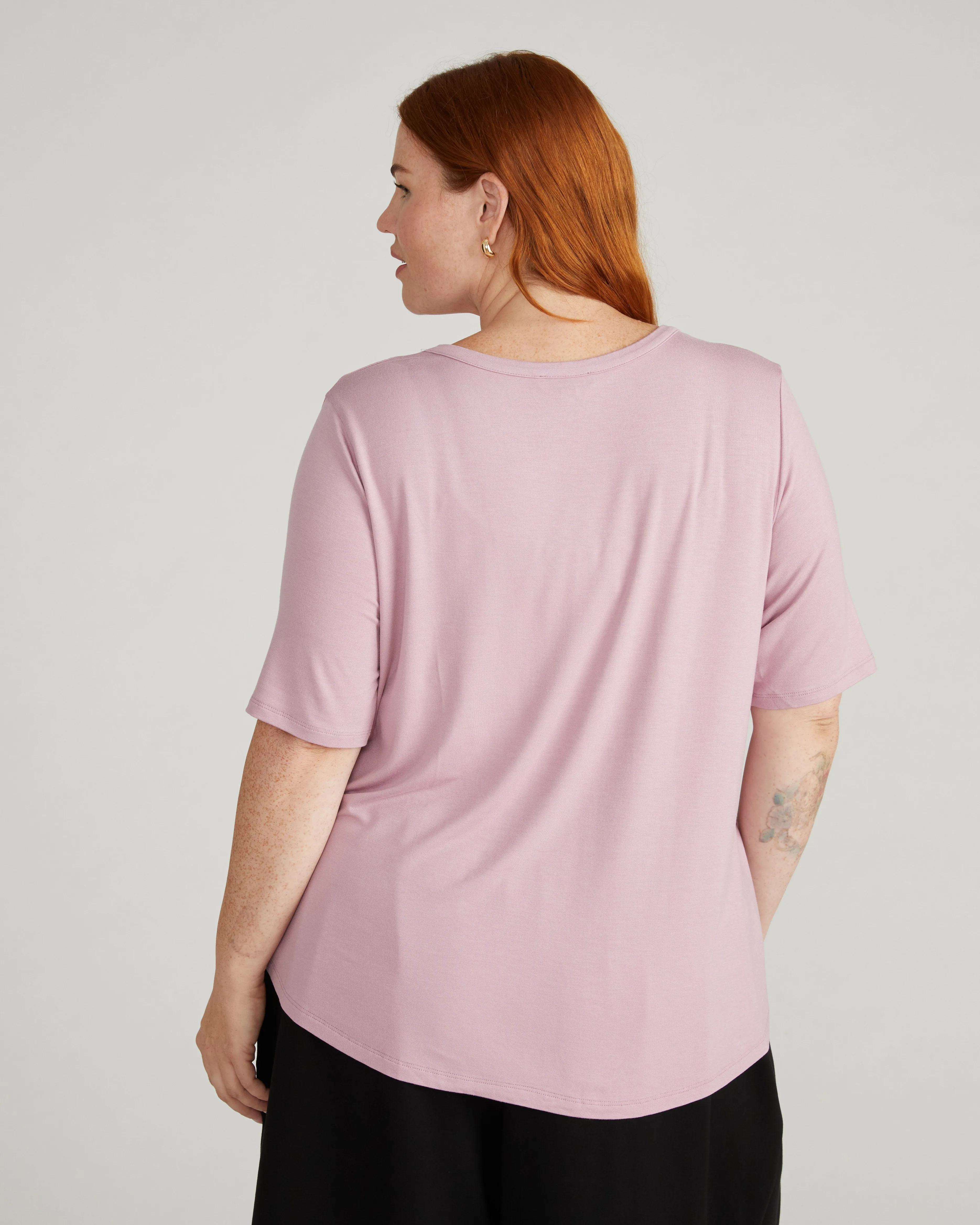 Lily Liquid Jersey V-Neck Stovepipe Tee - Pale Mauve sold by Universal Standard product image thumbnail 3
