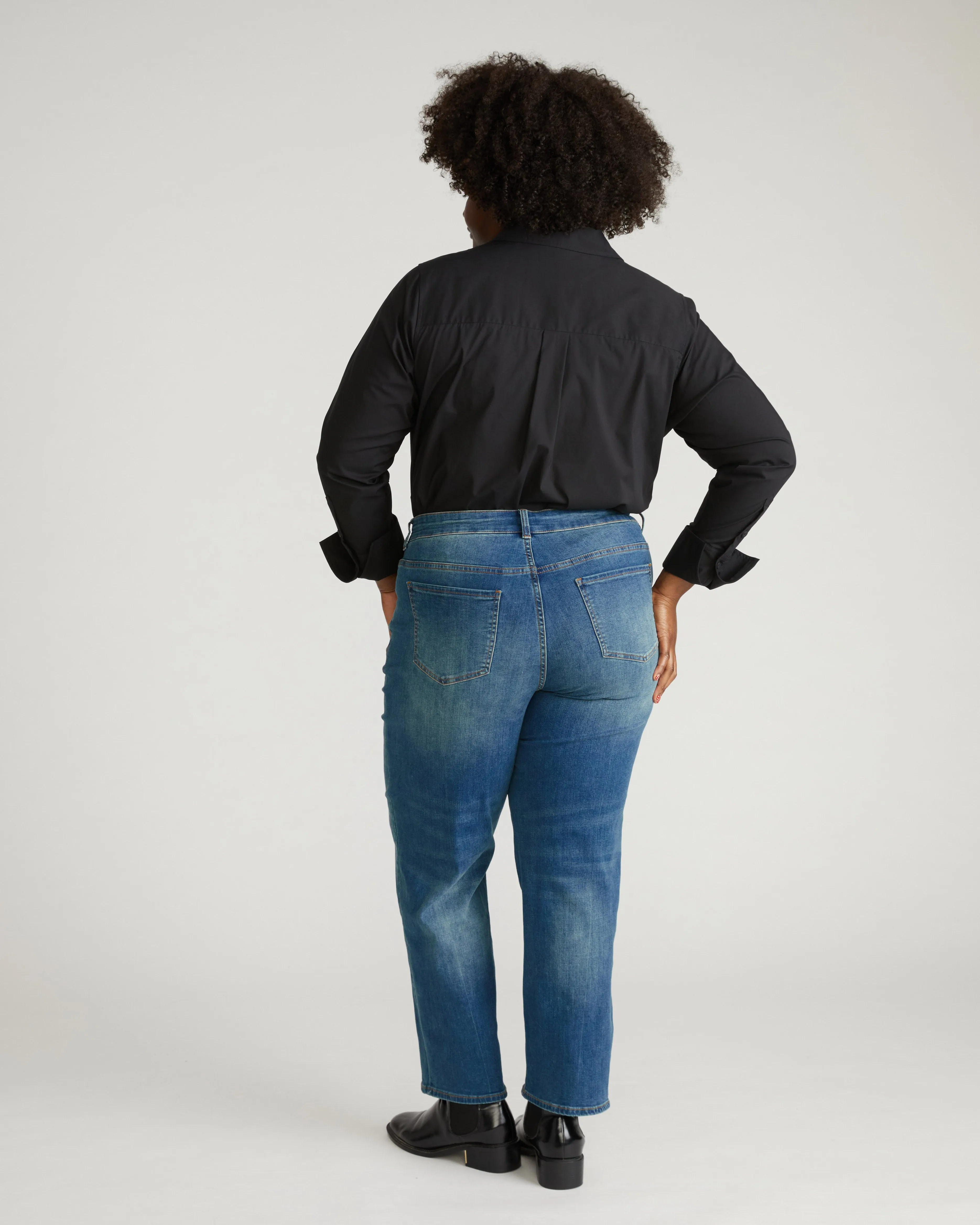 Seine High Rise Straight Leg Jean 29 Inch - Washed Vintage Indigo sold by Universal Standard product image thumbnail 4