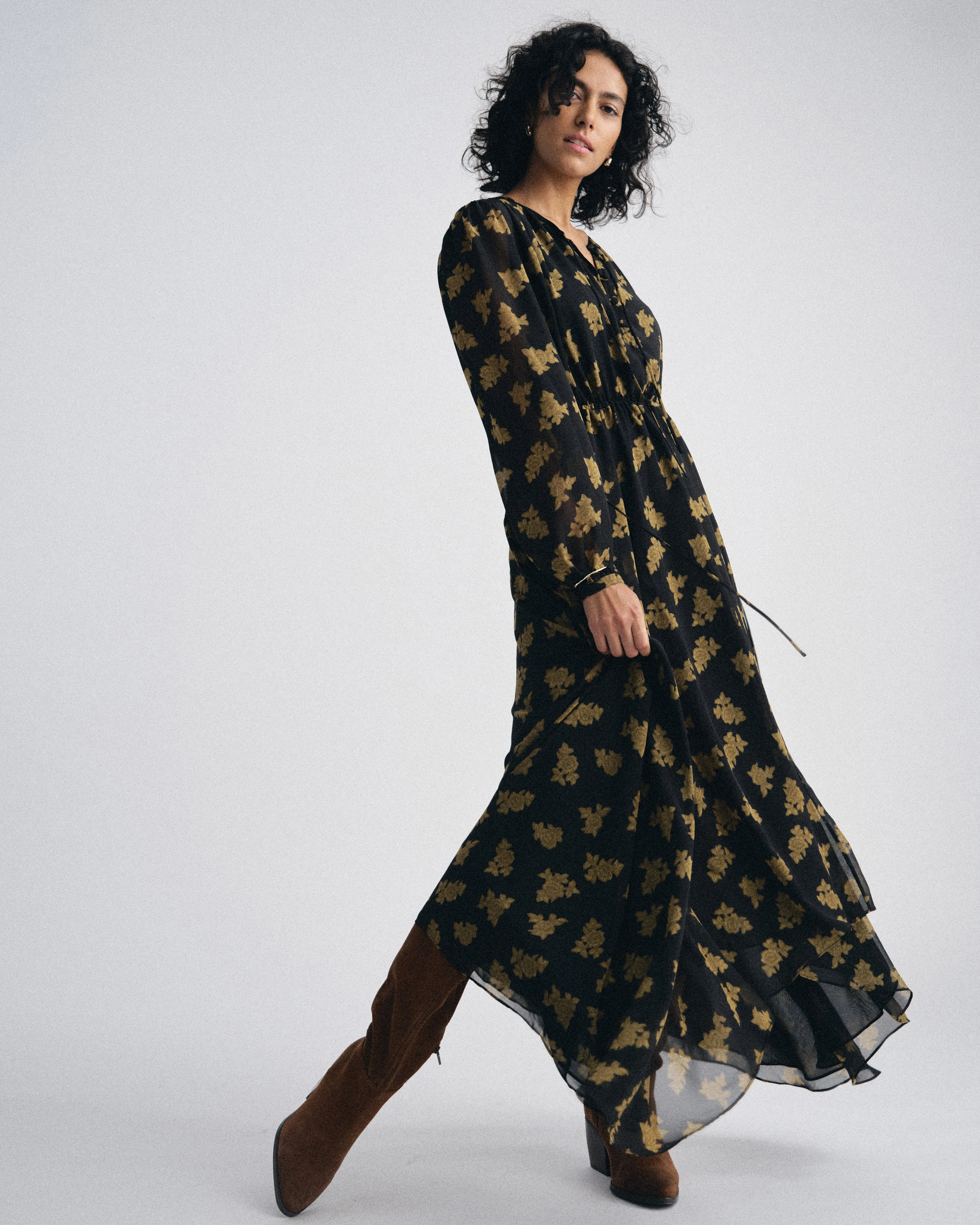 Karina Chiffon Dress - Gold Heirloom Print sold by Universal Standard product image thumbnail 2