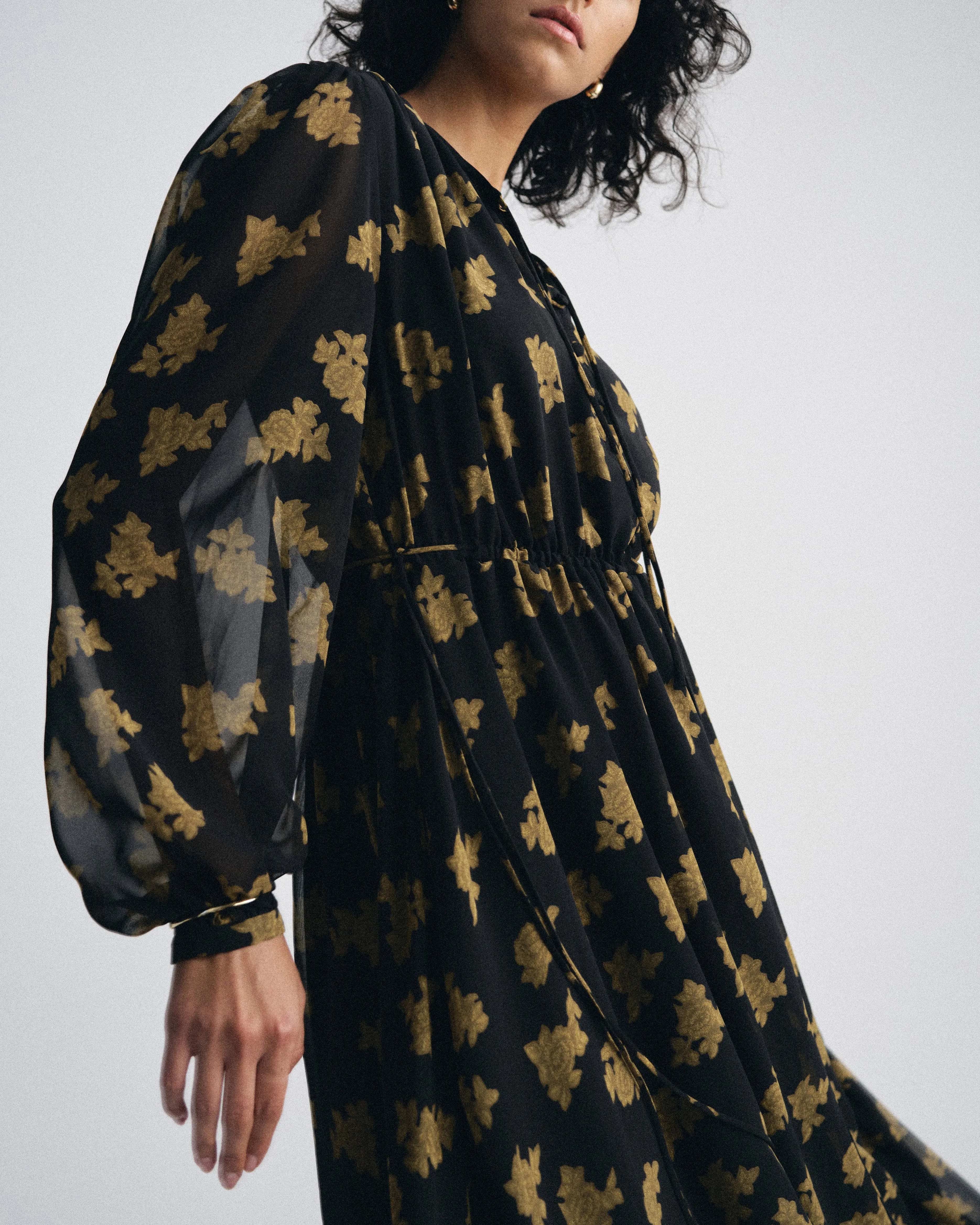 Karina Chiffon Dress - Gold Heirloom Print sold by Universal Standard product image thumbnail 3