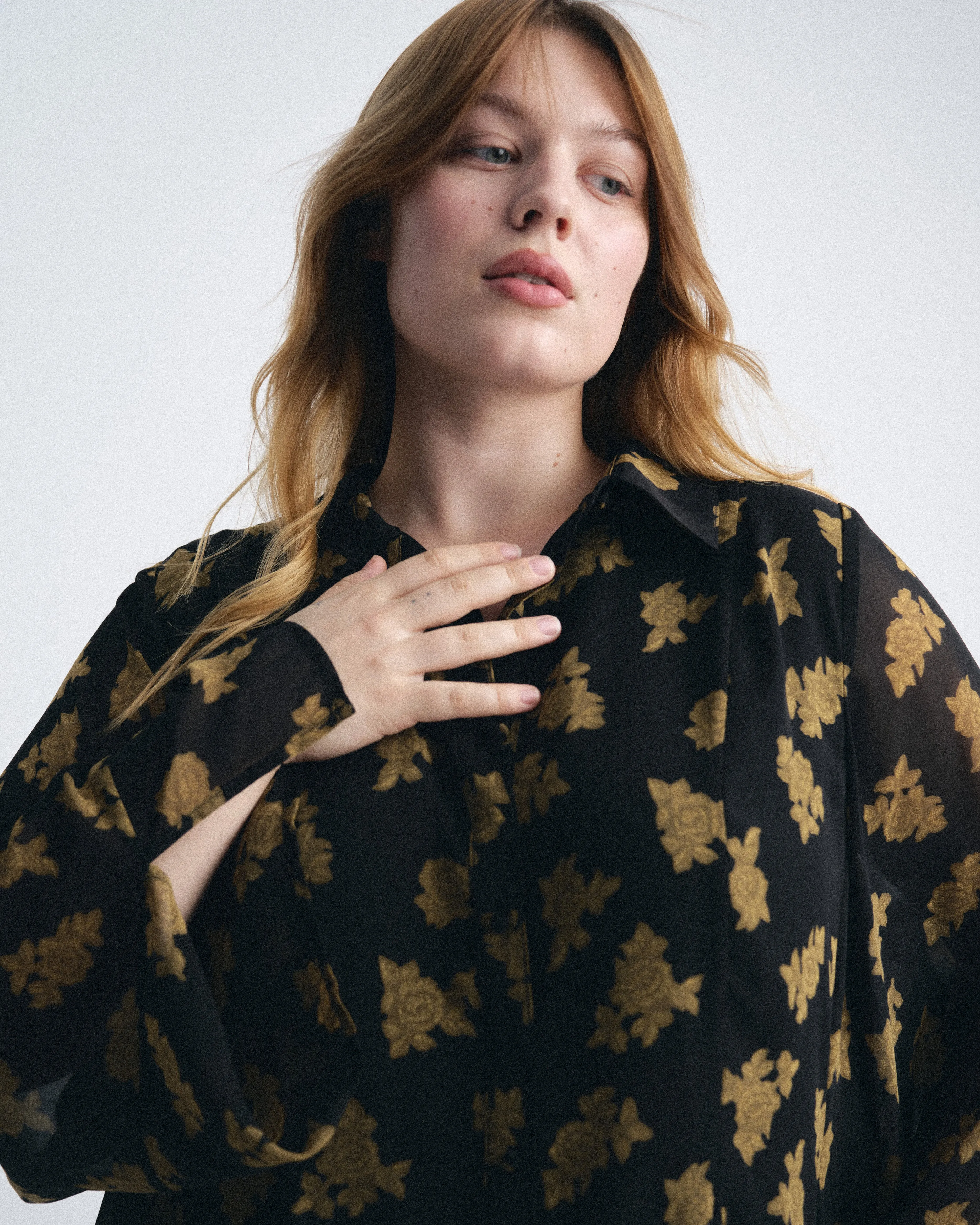 Evie Chiffon Blouse - Gold Heirloom Print sold by Universal Standard product image thumbnail 4