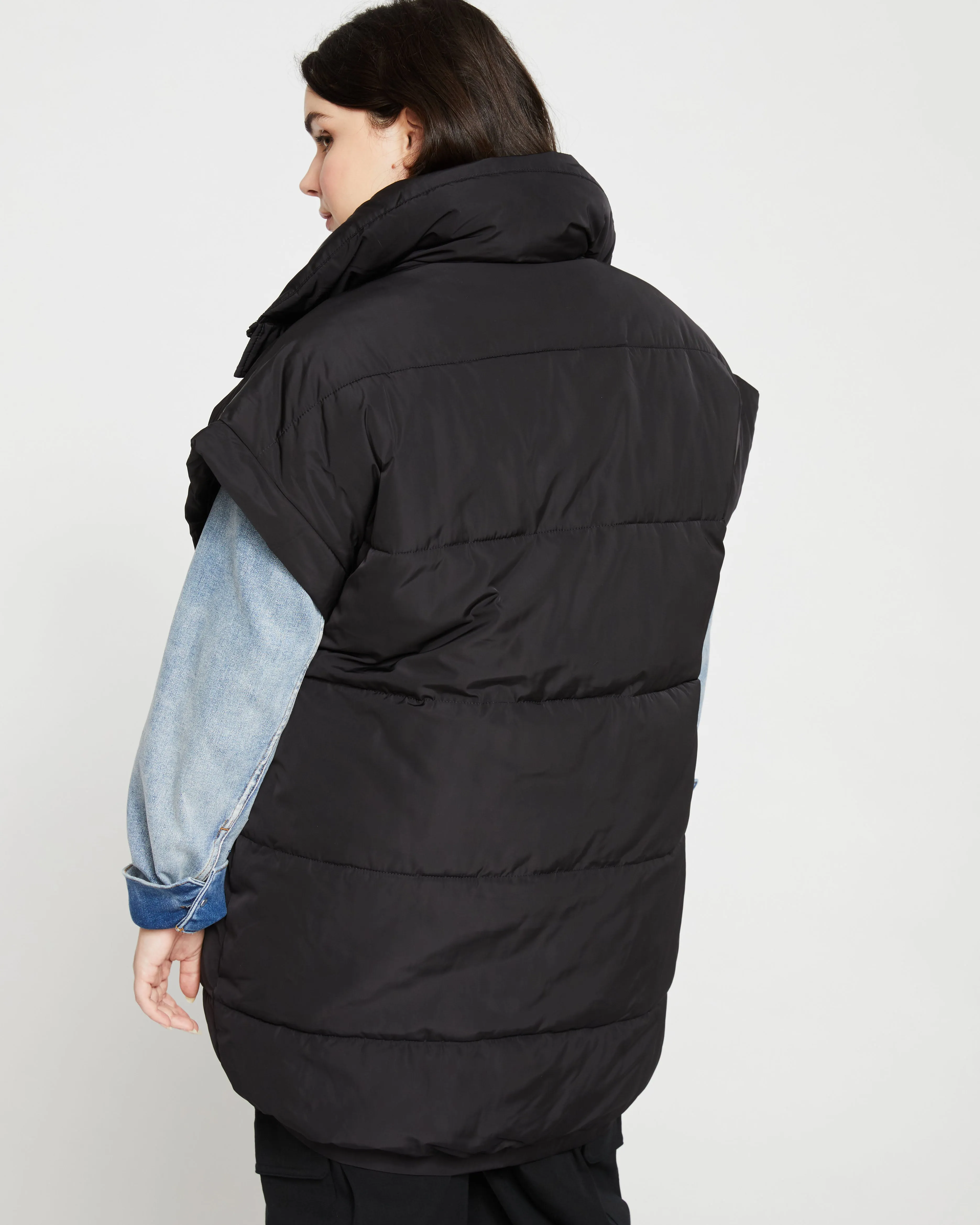 Paparazzi Puffer Vest - Black sold by Universal Standard product image thumbnail 4