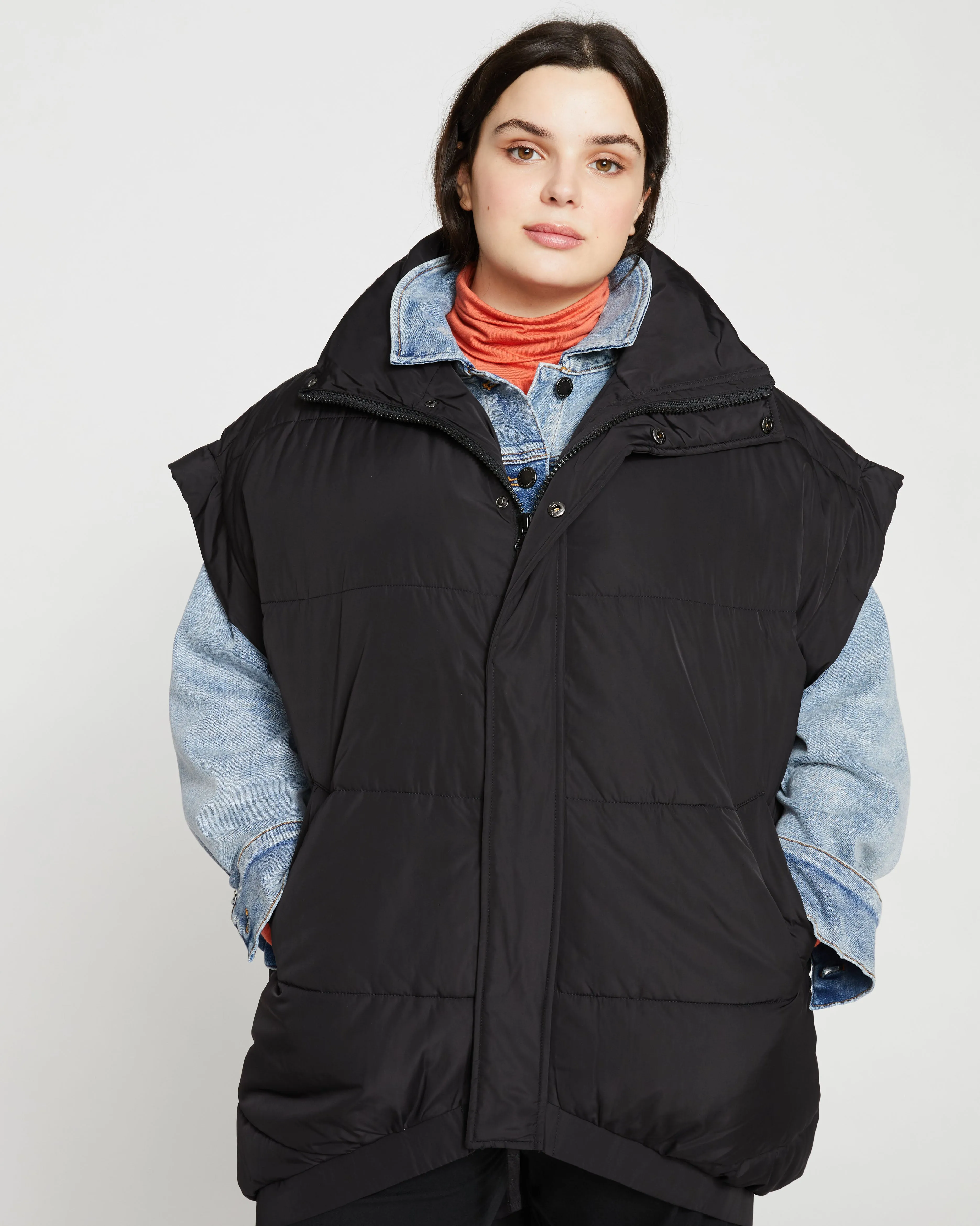 Paparazzi Puffer Vest - Black sold by Universal Standard