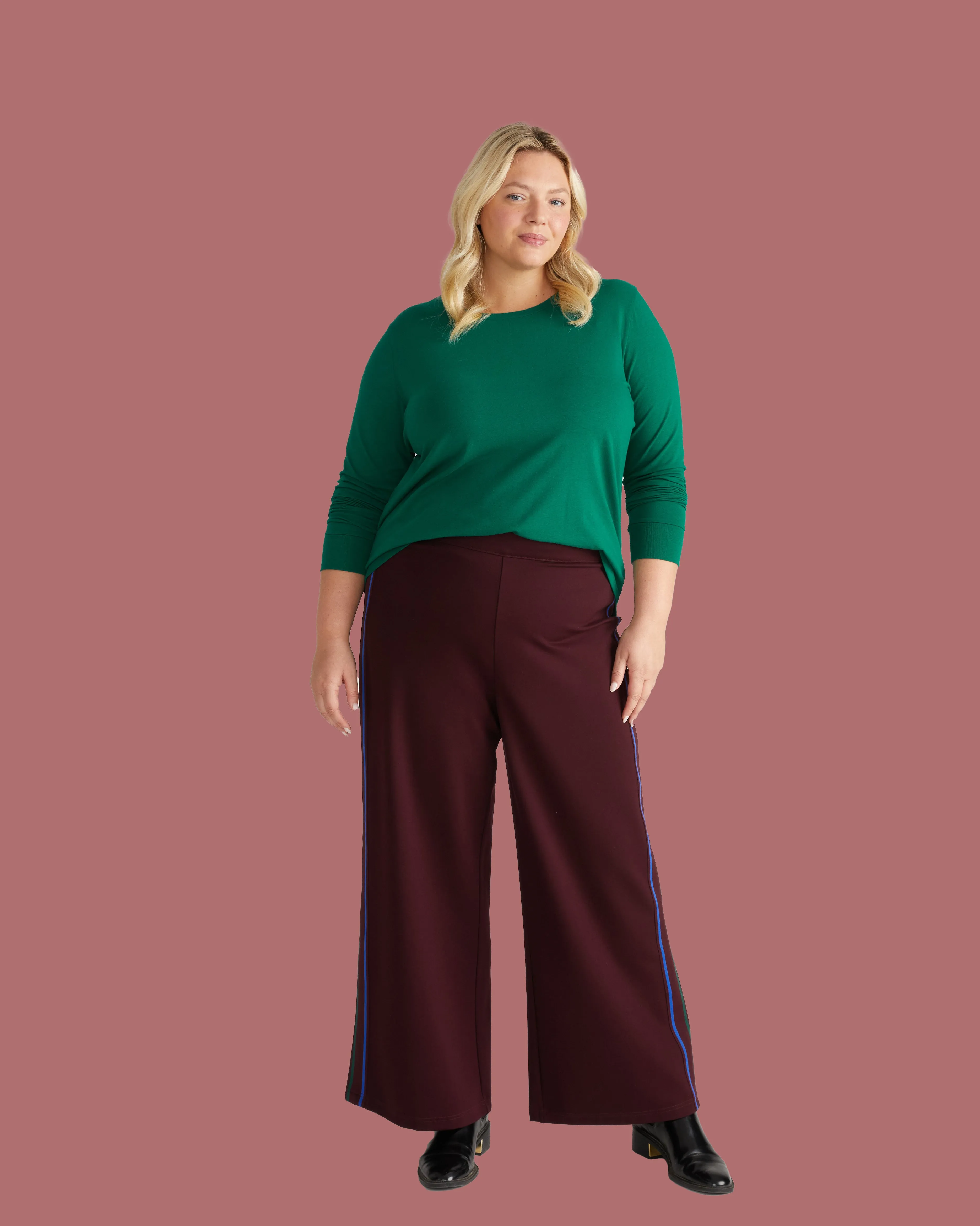 Long Sleeve Tee Rex - Aventurine sold by Universal Standard