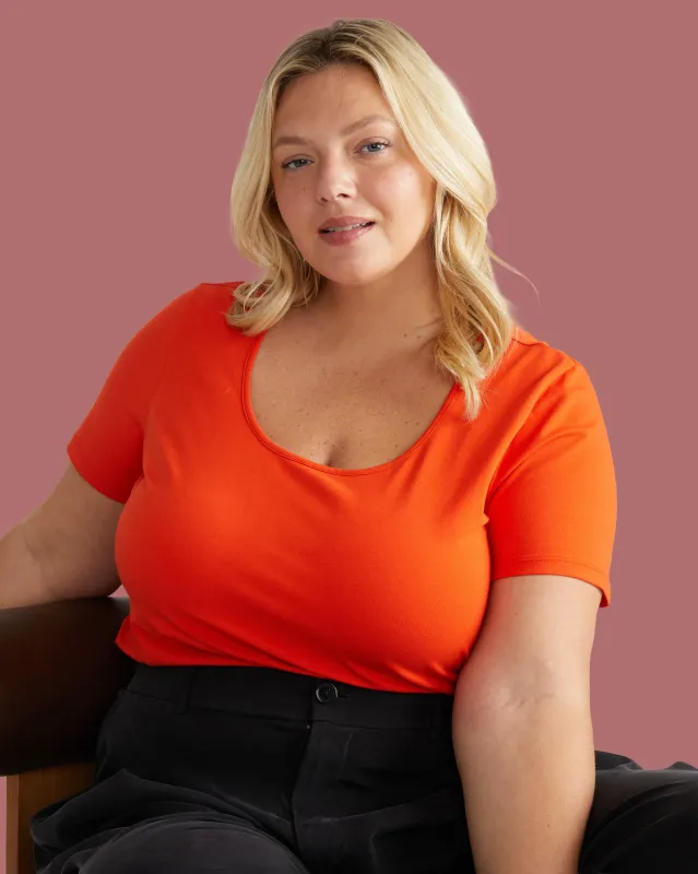 Scoop Neck Tee - Poppy sold by Universal Standard