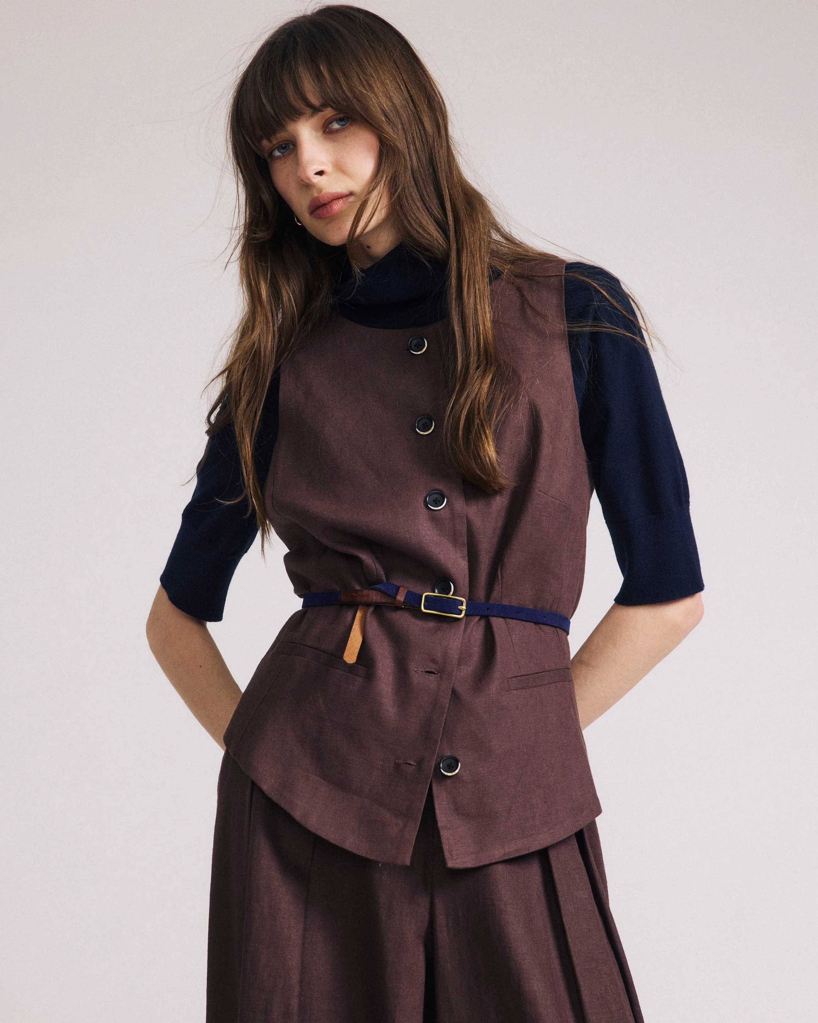 Tamsin Stretch Linen Vest - Sophisticated Brown sold by Universal Standard product image thumbnail 5