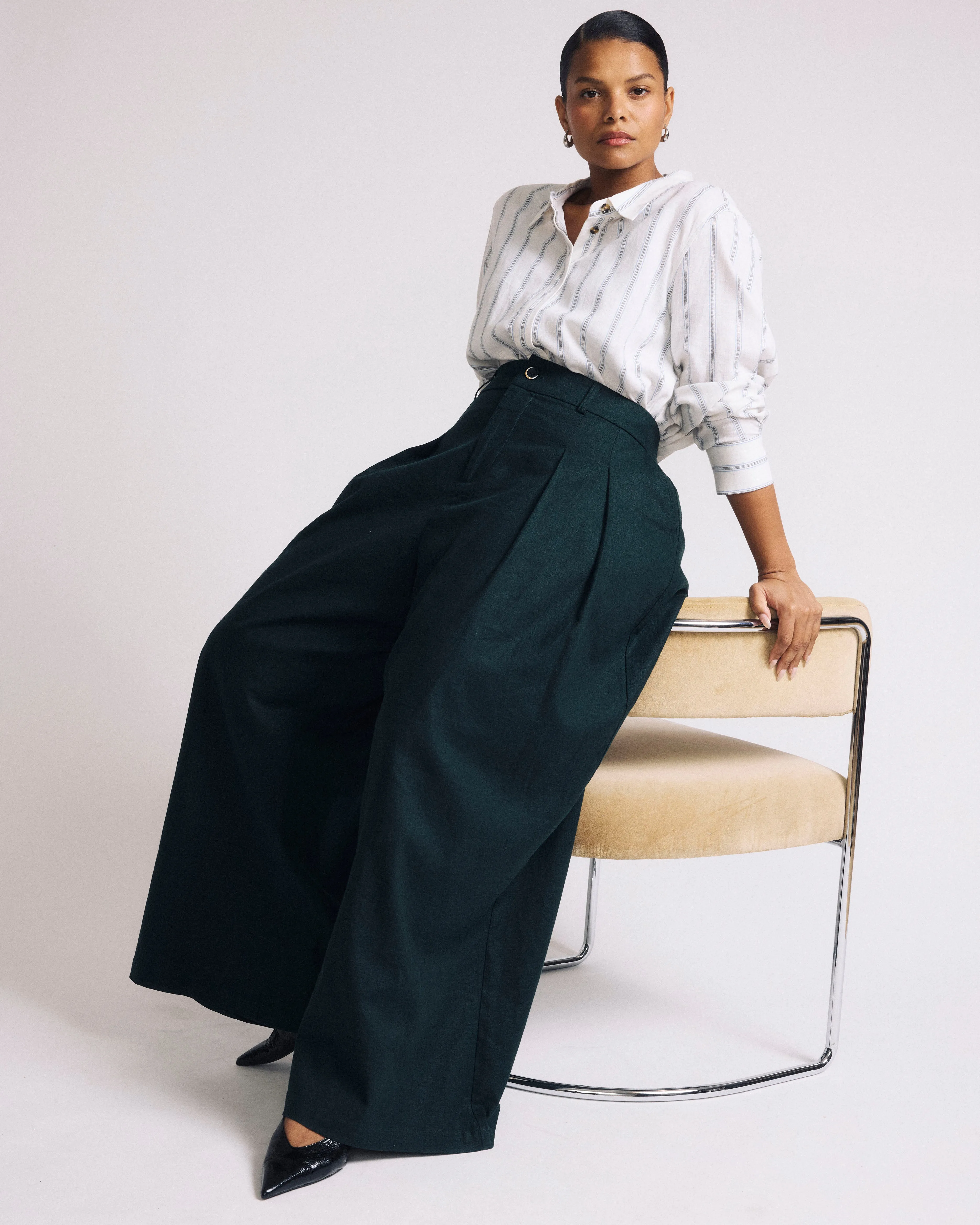 Palais Stretch Linen Wide Leg Pant - Forest Green sold by Universal Standard product image thumbnail 4
