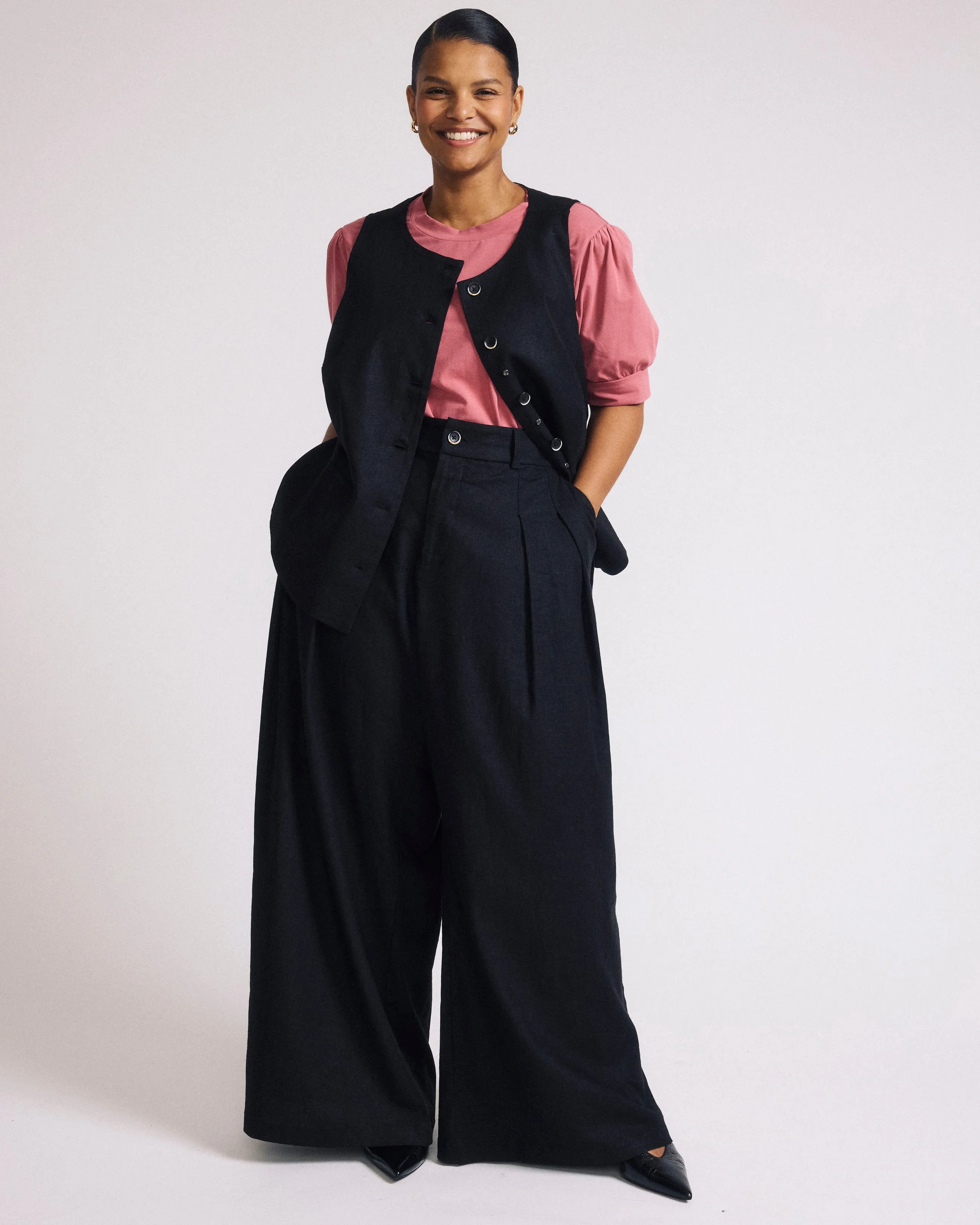 Palais Stretch Linen Wide Leg Pant - Black sold by Universal Standard product image thumbnail 4