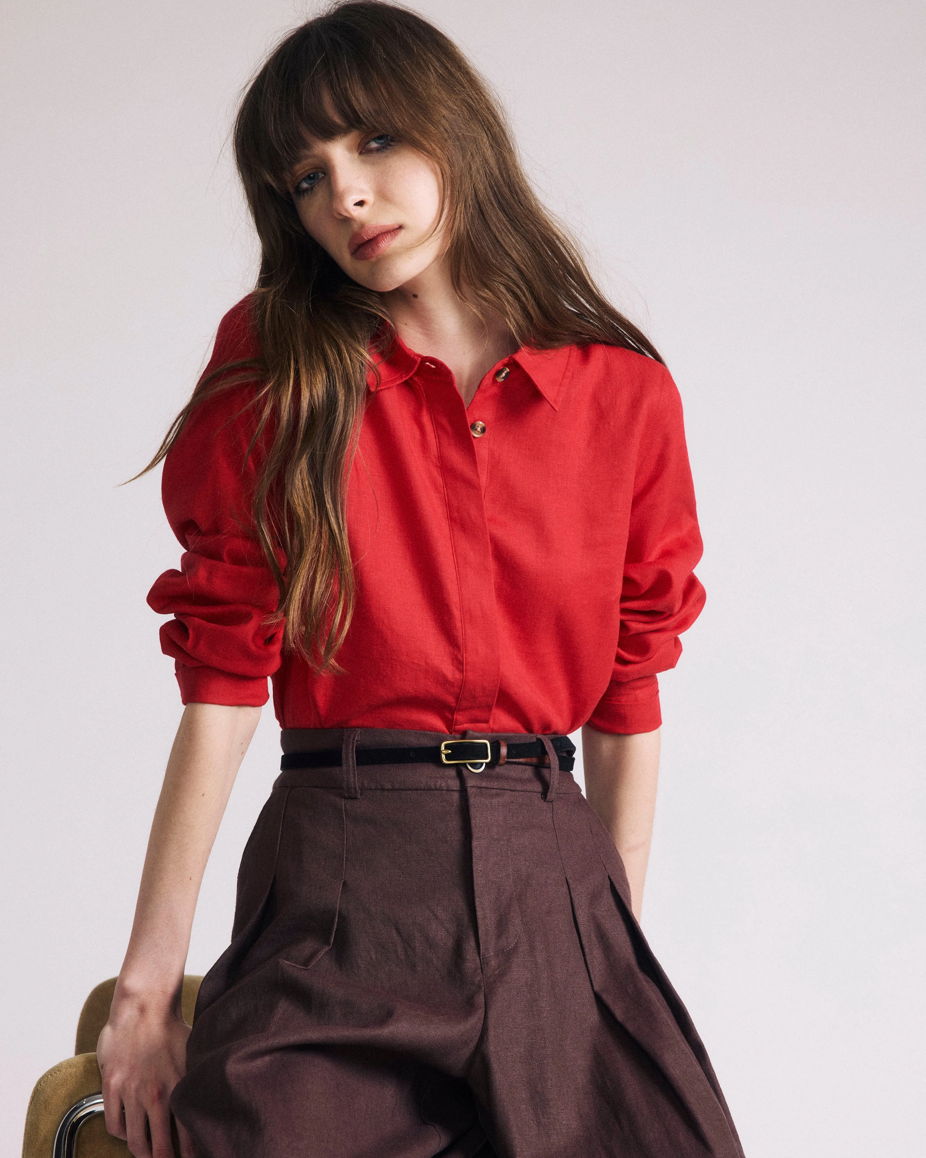 Elbe Popover Stretch Linen Shirt - Brilliant Red sold by Universal Standard