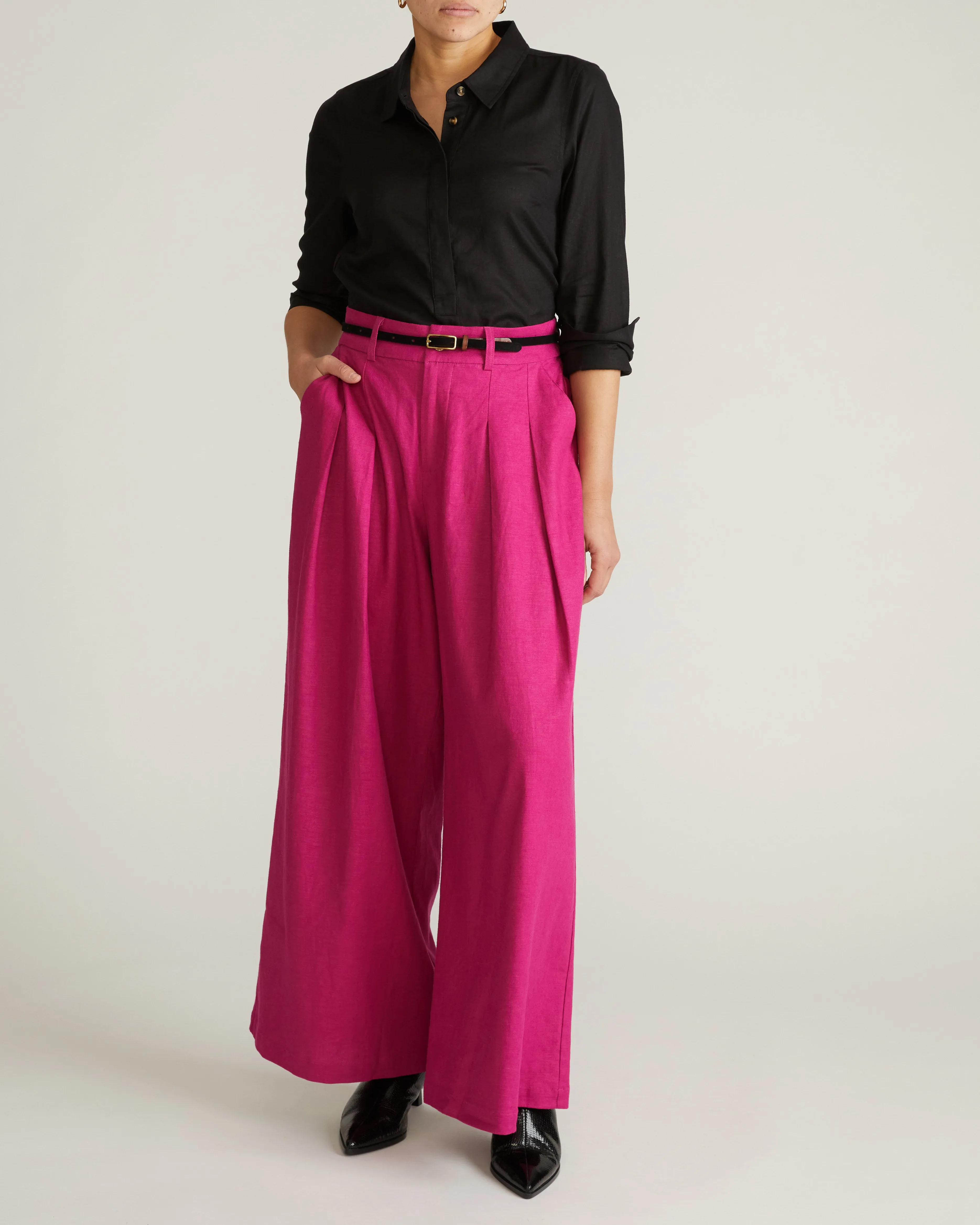 Elbe Popover Stretch Linen Shirt - Black sold by Universal Standard product image thumbnail 2