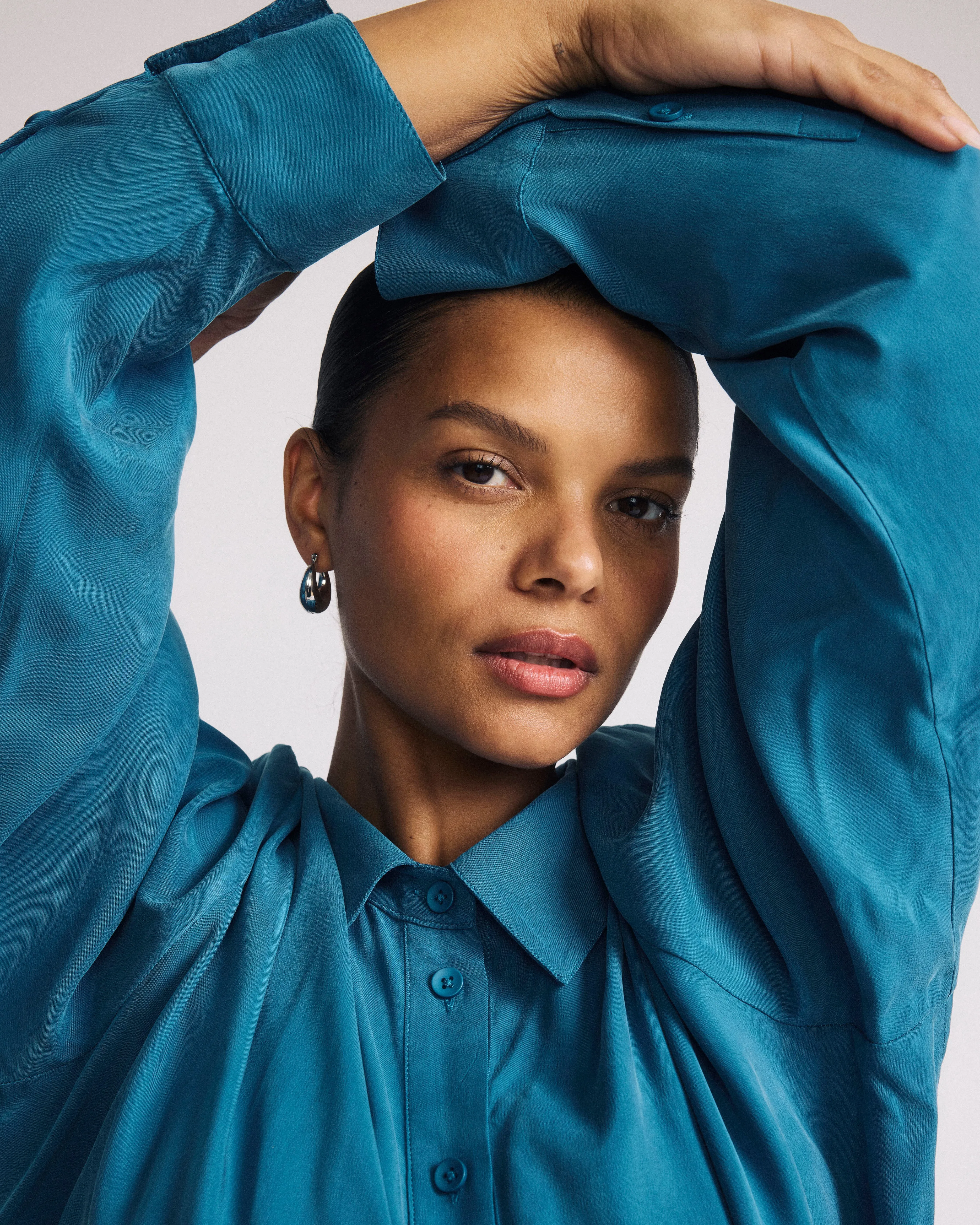 Cooling Stretch Cupro Artist Shirt - Blue Beetle sold by Universal Standard