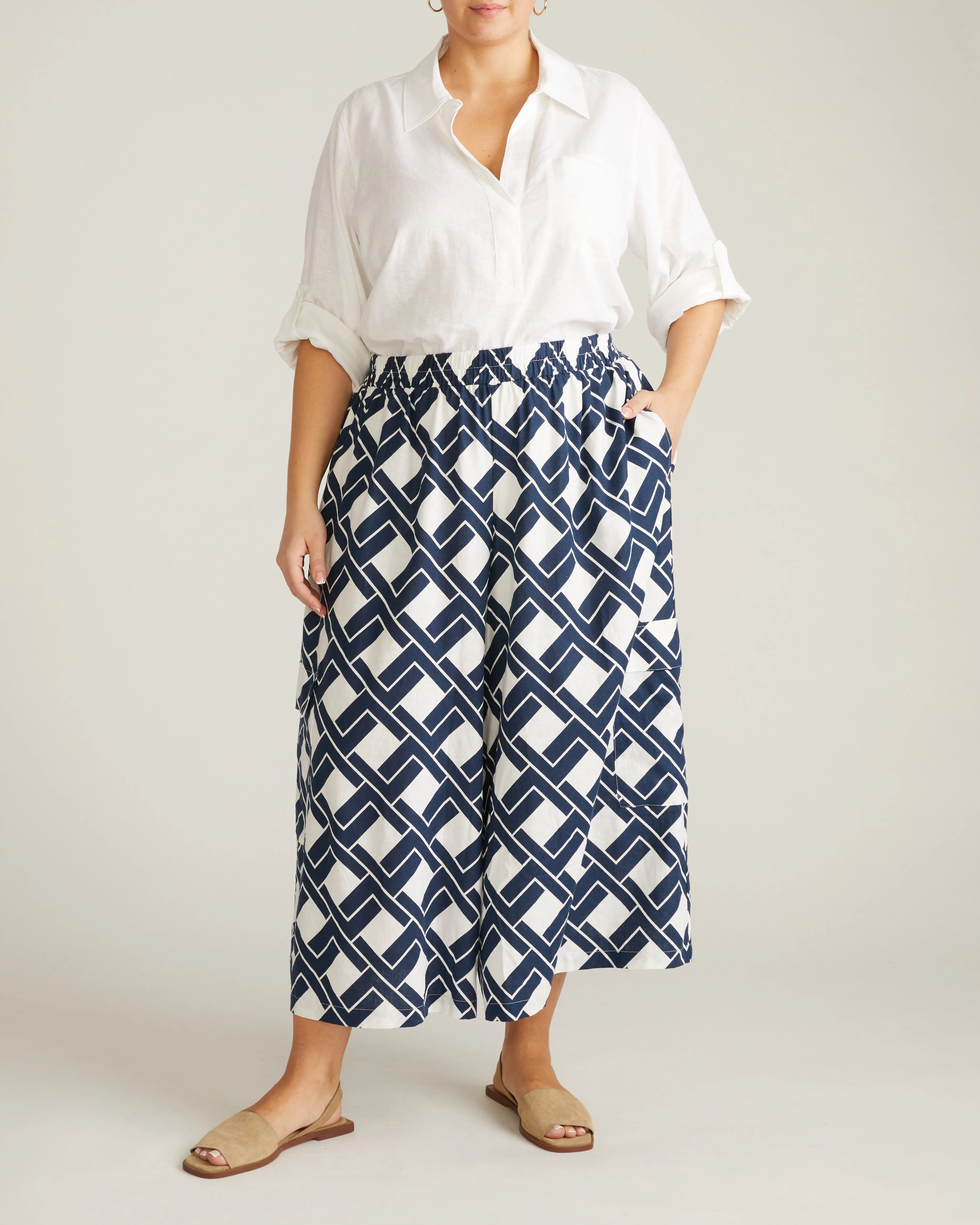 Palazzo Cargo Linen Pant - Geometrica Print sold by Universal Standard product image thumbnail 3